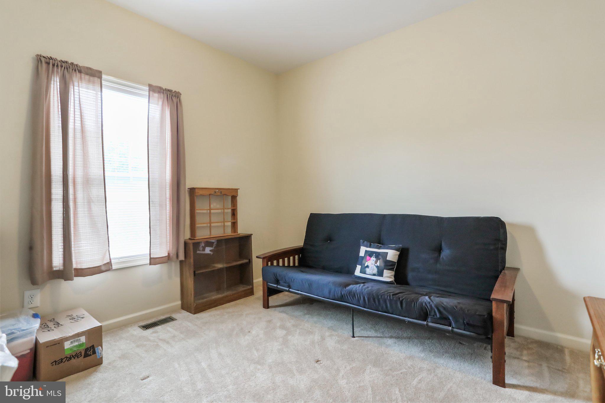 FORT HILL FARMS - Residential