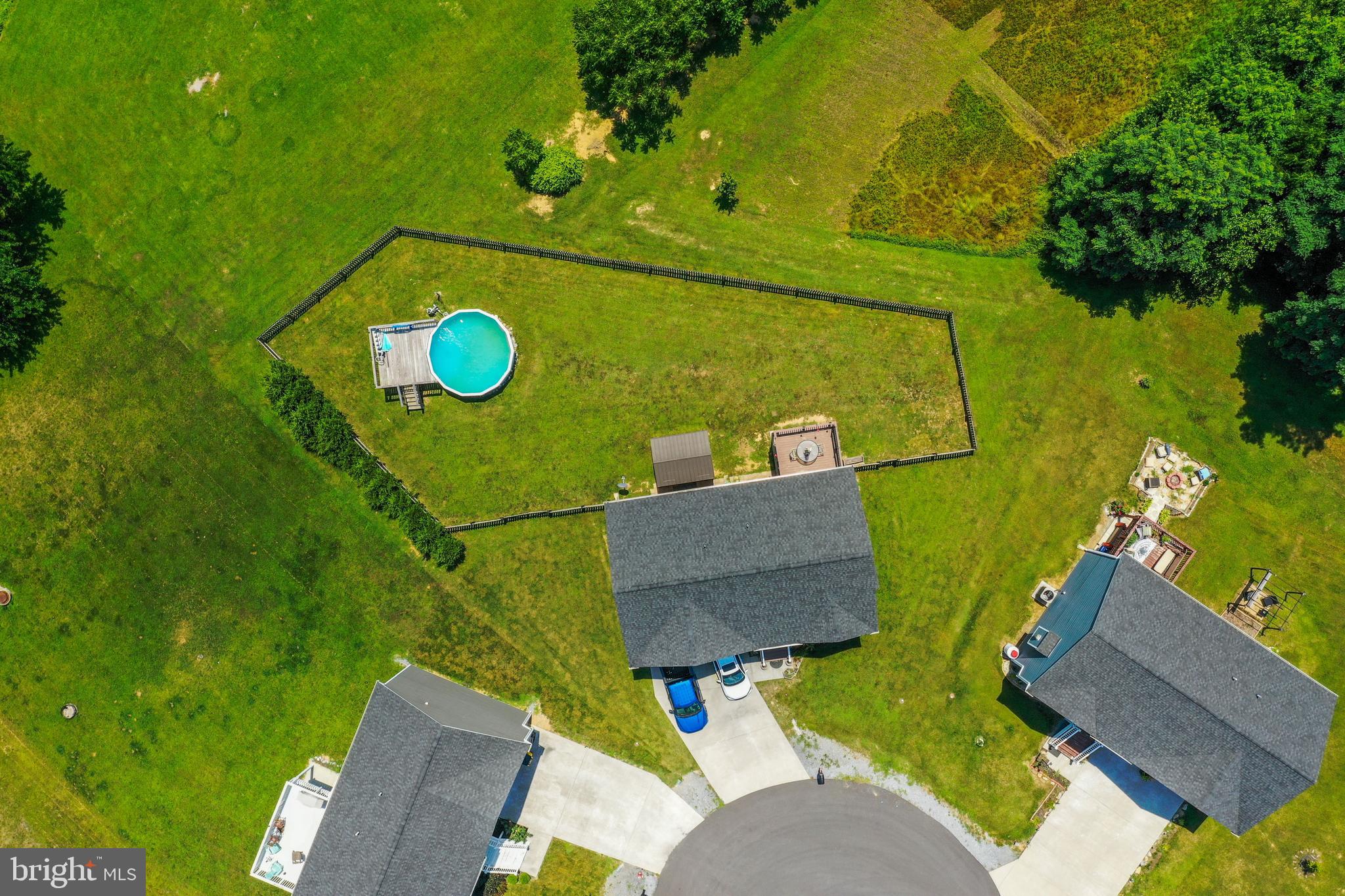 FORT HILL FARMS - Residential