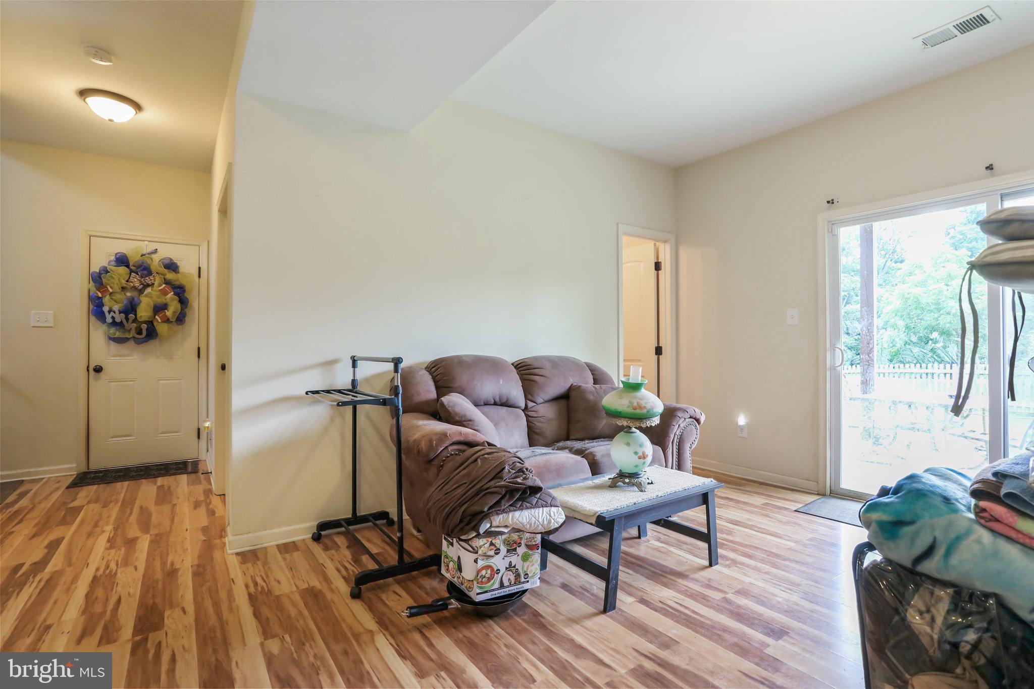 FORT HILL FARMS - Residential