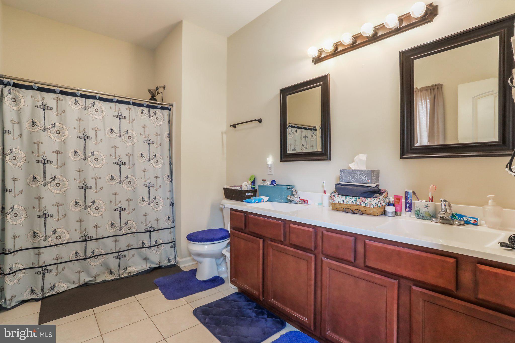 FORT HILL FARMS - Residential