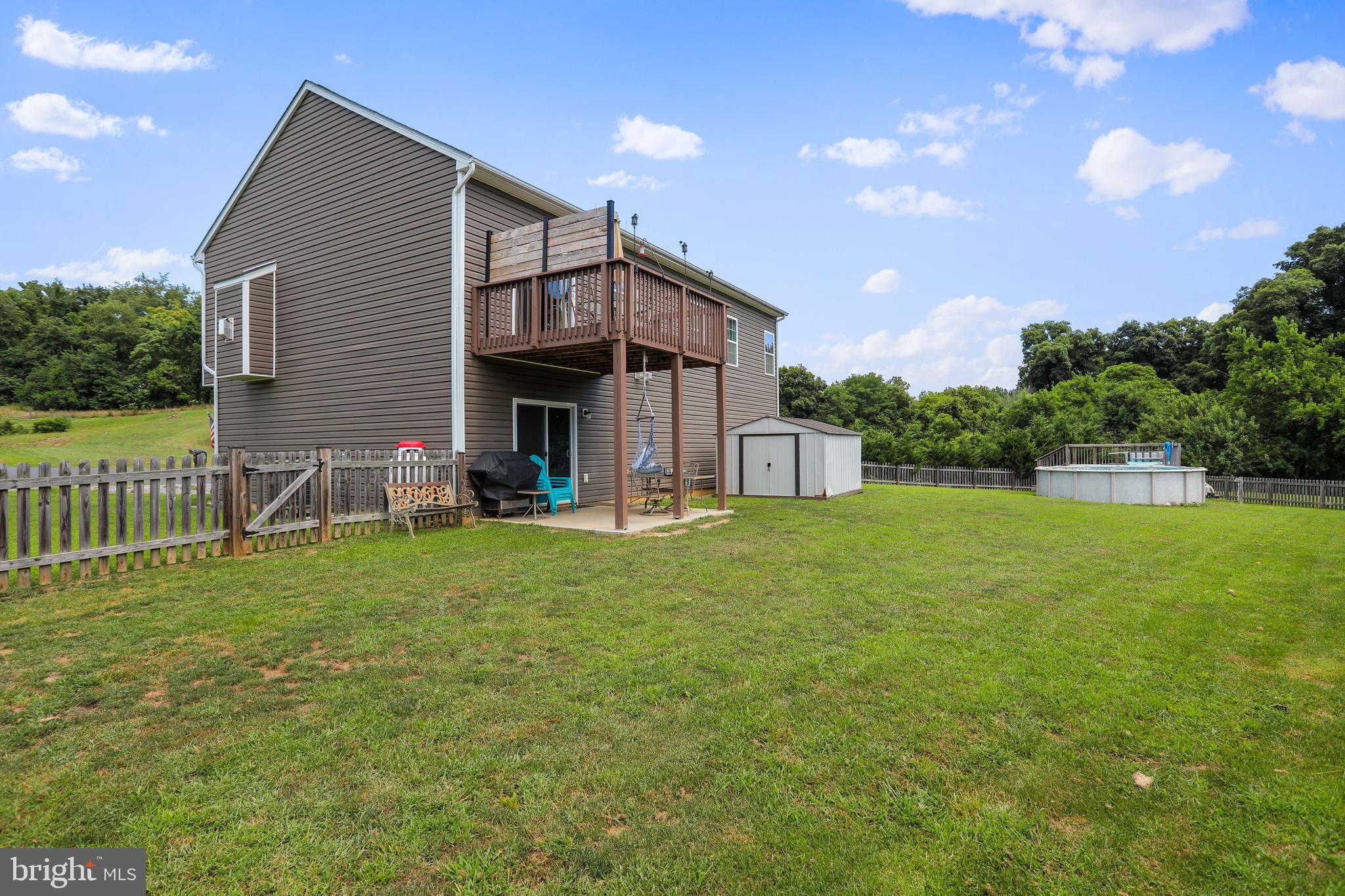 FORT HILL FARMS - Residential