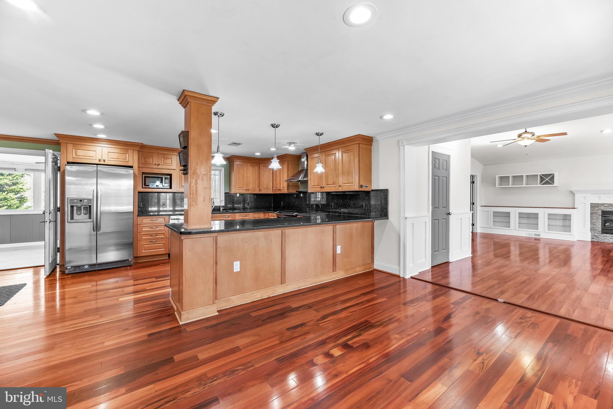 THE HIGHLANDS - Residential