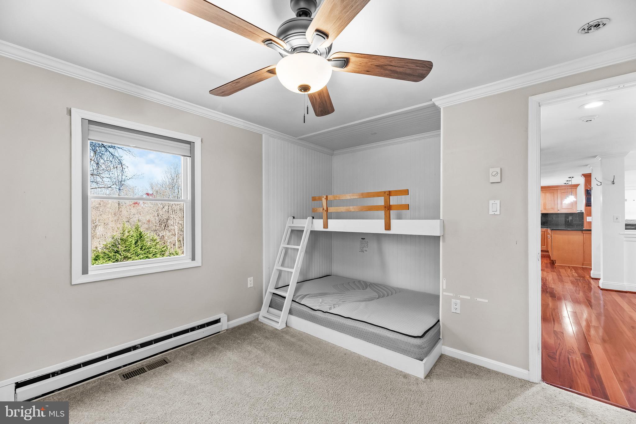 THE HIGHLANDS - Residential