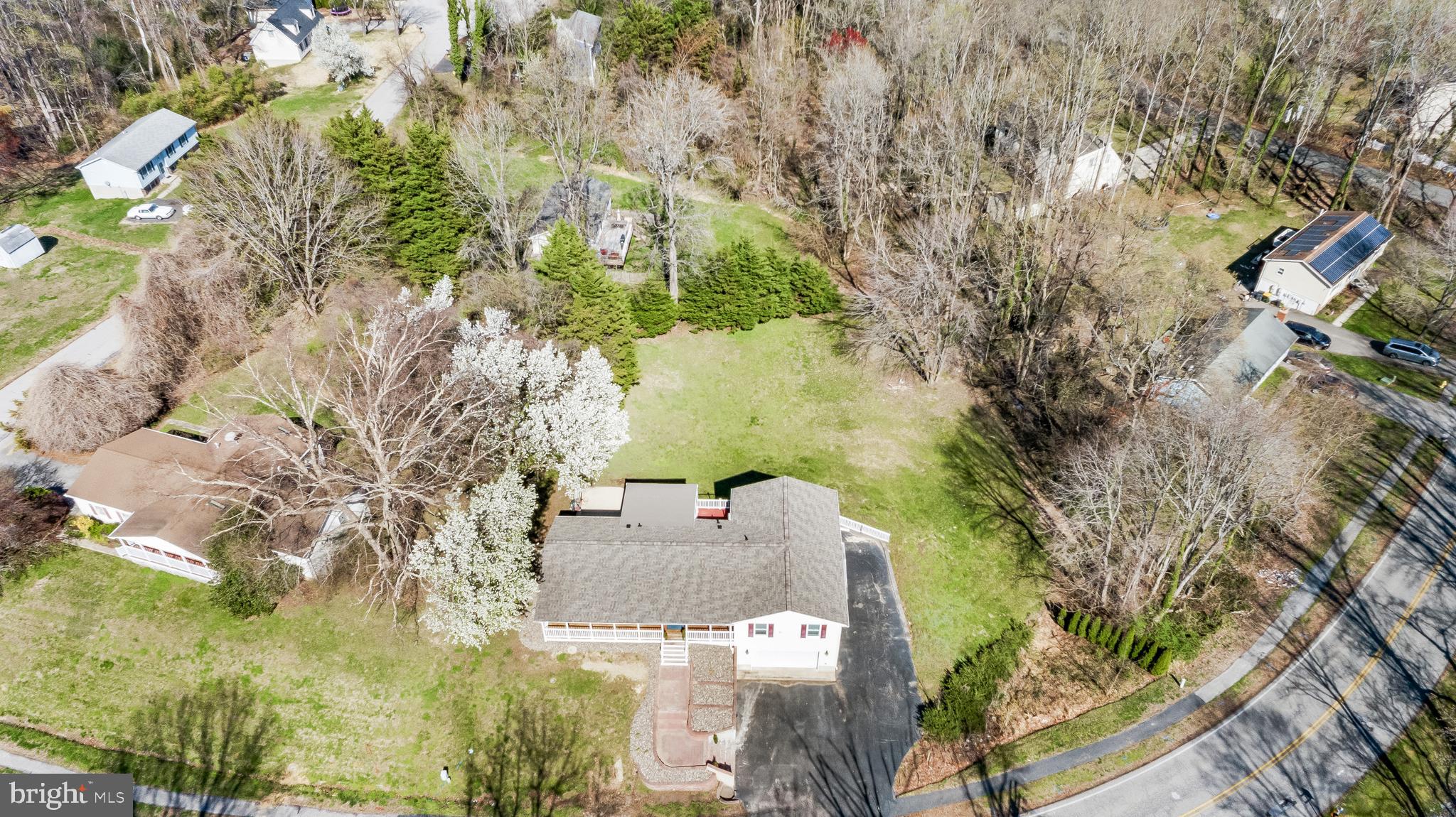 THE HIGHLANDS - Residential