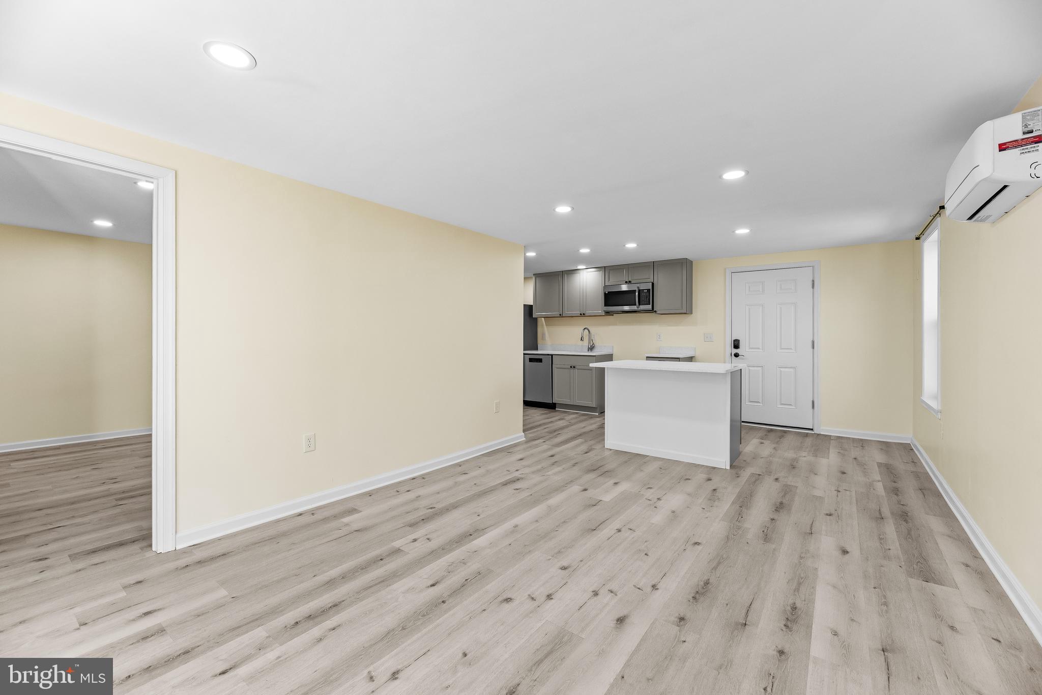 THE HIGHLANDS - Residential