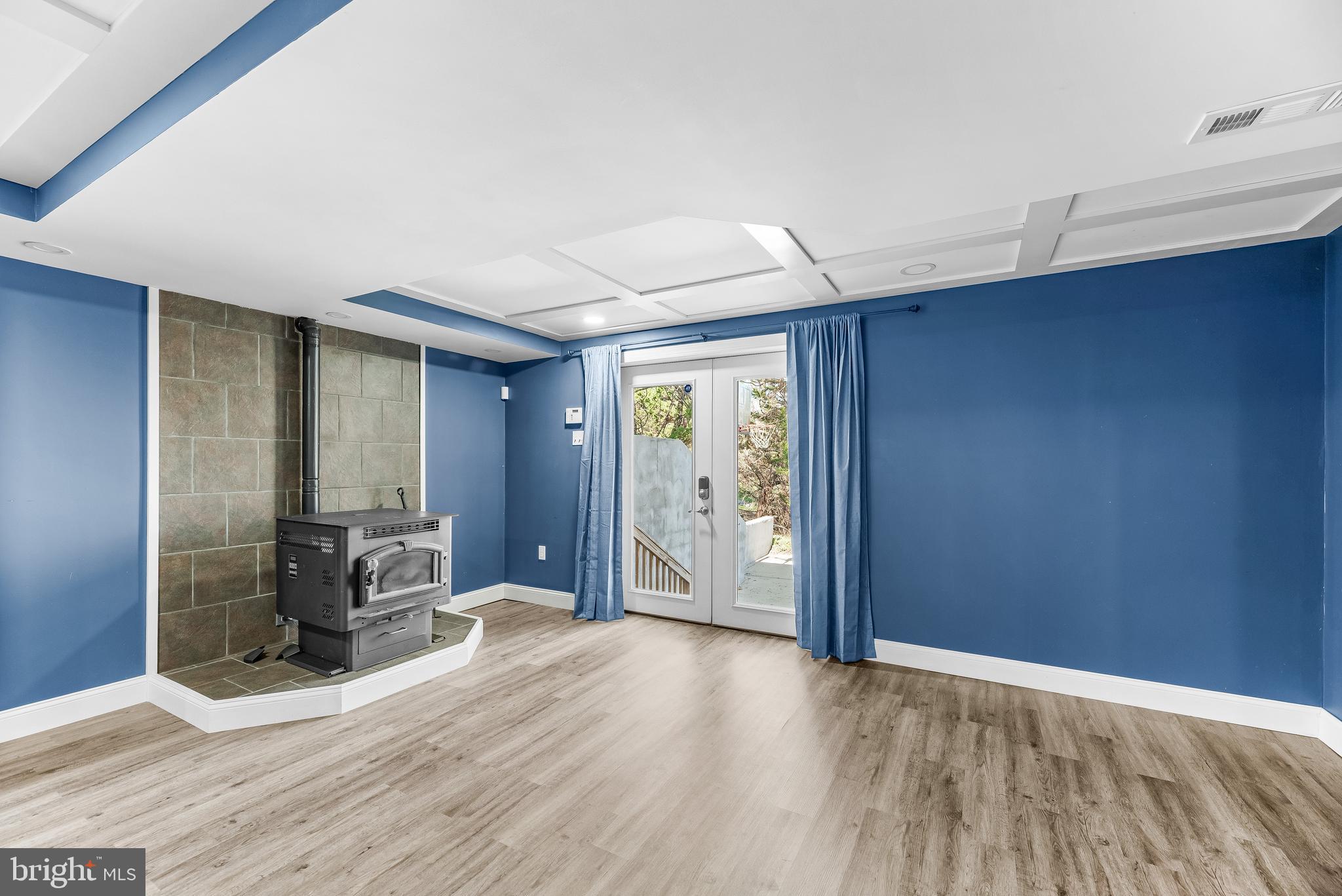 THE HIGHLANDS - Residential