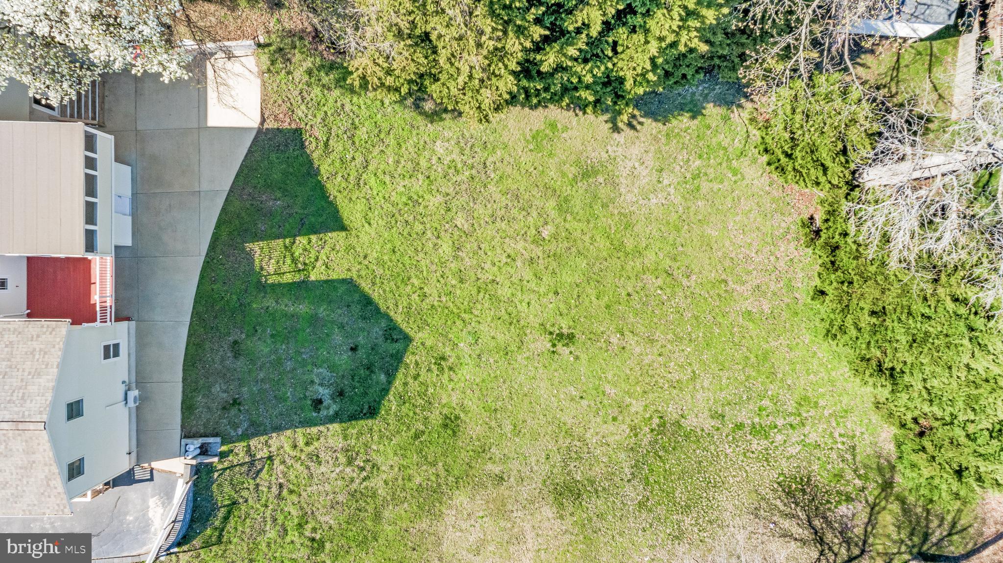 THE HIGHLANDS - Residential