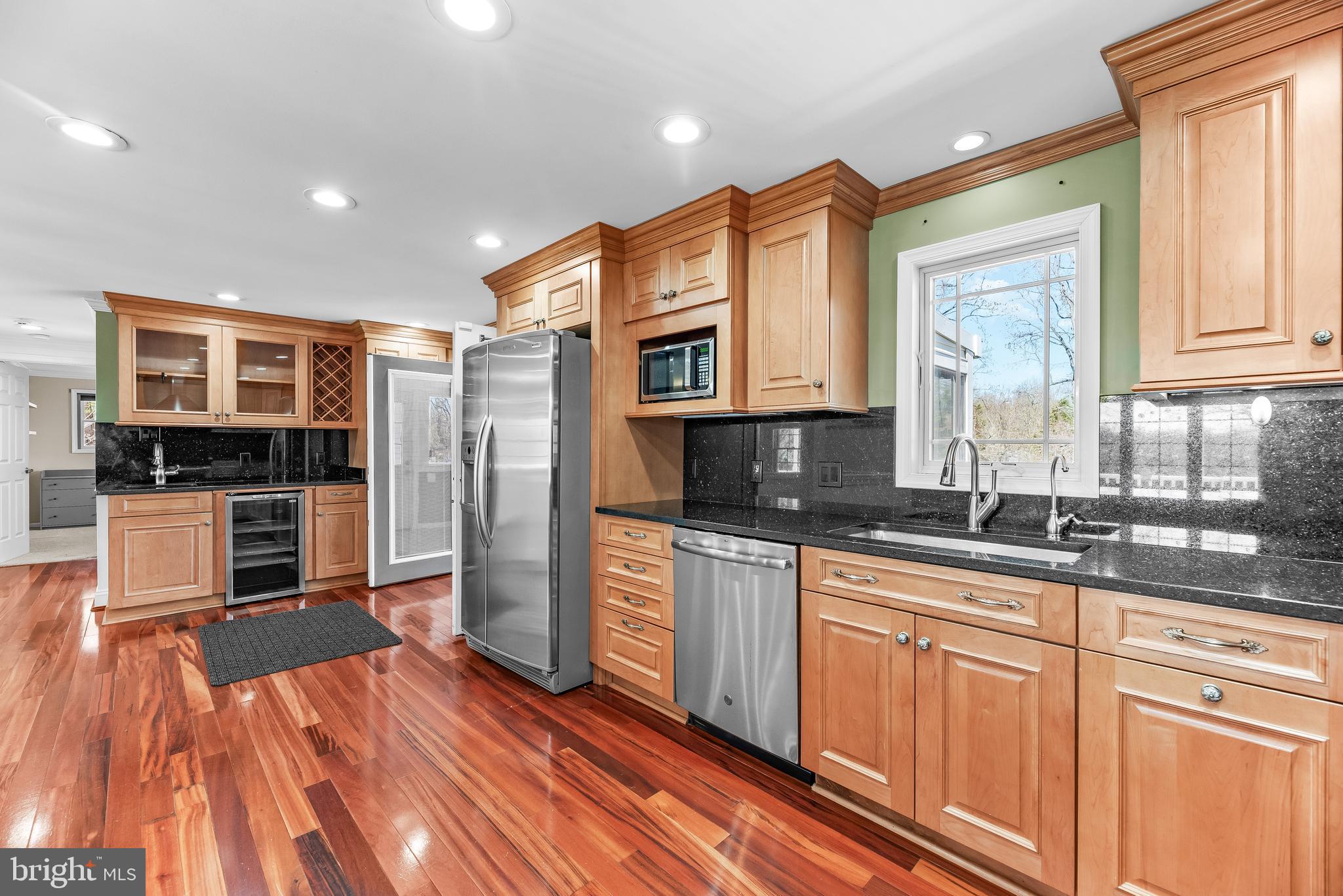 THE HIGHLANDS - Residential