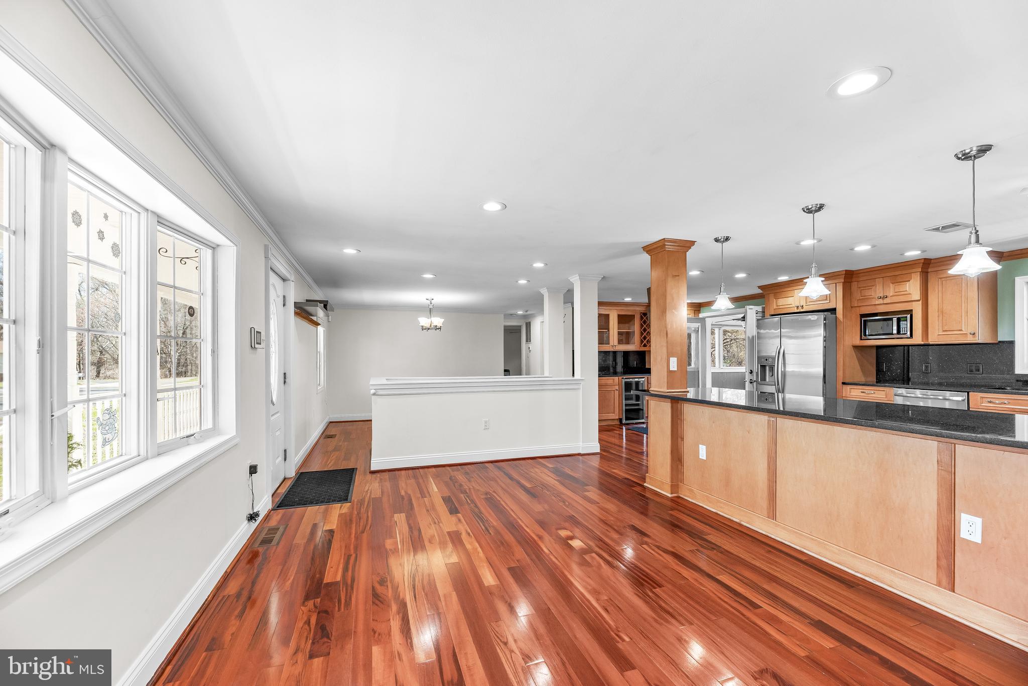 THE HIGHLANDS - Residential