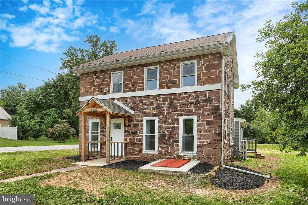 Photo of 6200 Old Carlisle Rd, DOVER, PA 17315 (MLS # PAYK2091942)