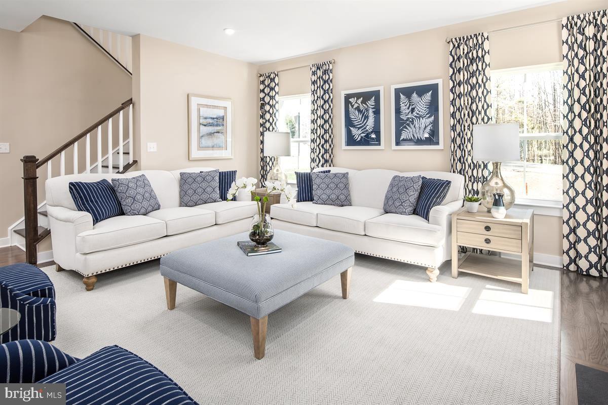 WOODRIDGE AT LAKE LINGANORE - Residential