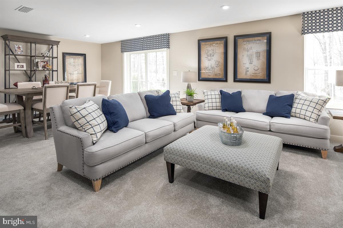 WOODRIDGE AT LAKE LINGANORE - Residential