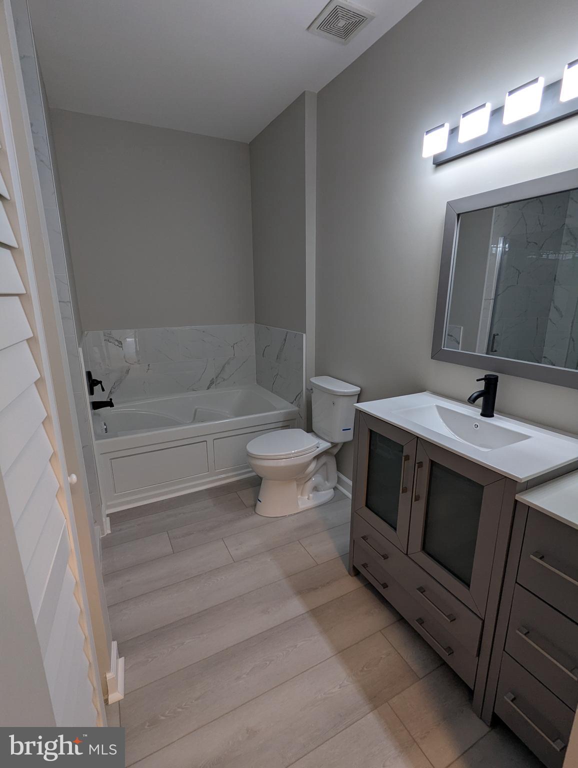 WESTBRIAR - Residential