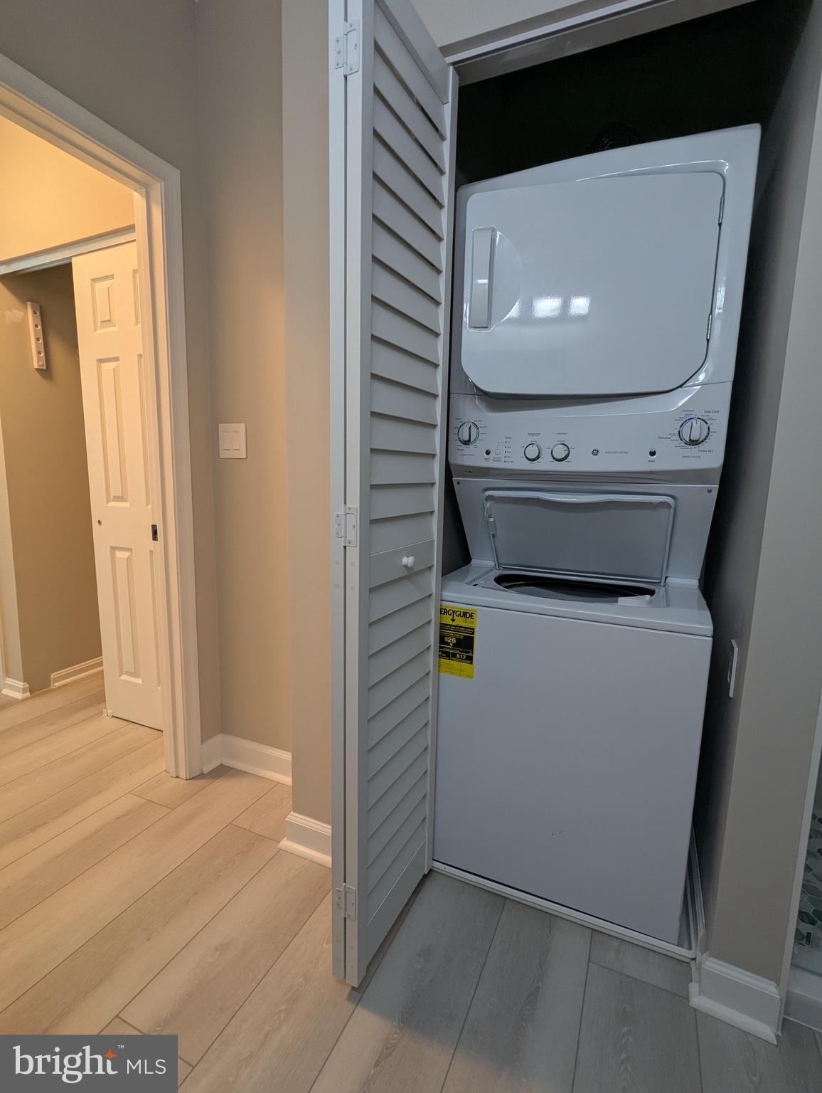 WESTBRIAR - Residential