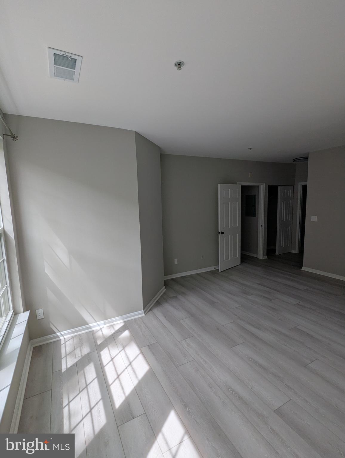 8183 CARNEGIE HALL COURT 209