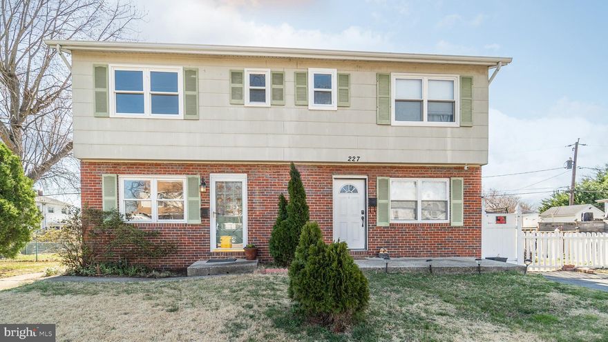 Charming three-bedroom home centrally located in a water privileged community. This home features a little charm with some updates, Gleaming hardwood flooring, freshly painted through-out the home. Brand new gas stove and refrigerator, Custom breakfast nook and dining room cabinets. Lower level nice and clean ready to be finished. Large, oversized fenced yard with a driveway. Furnace less then 6 years old serviced every year. Seller offering a one-year home Warranty. A truly must see!!!