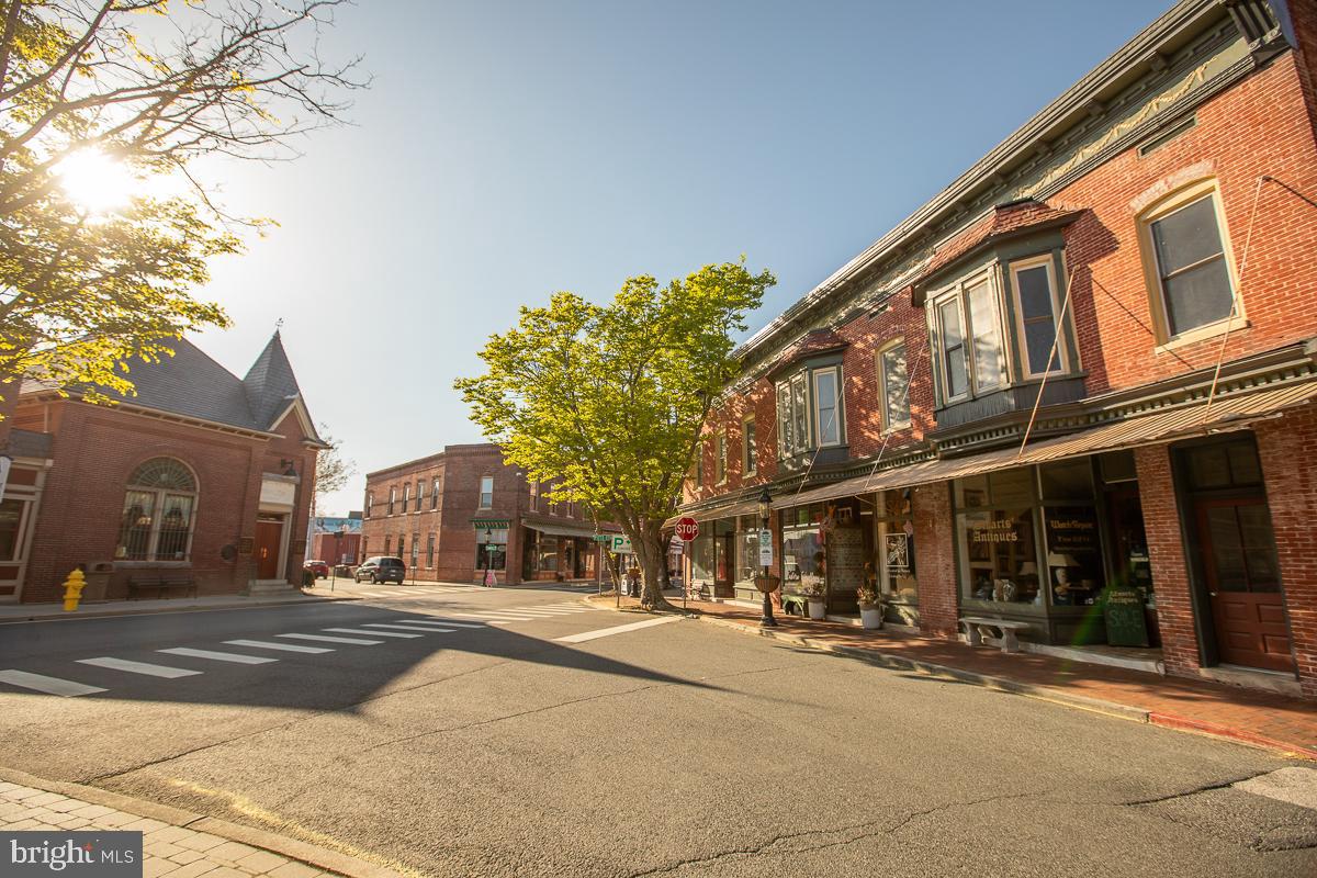 DECATUR FARM - Residential
