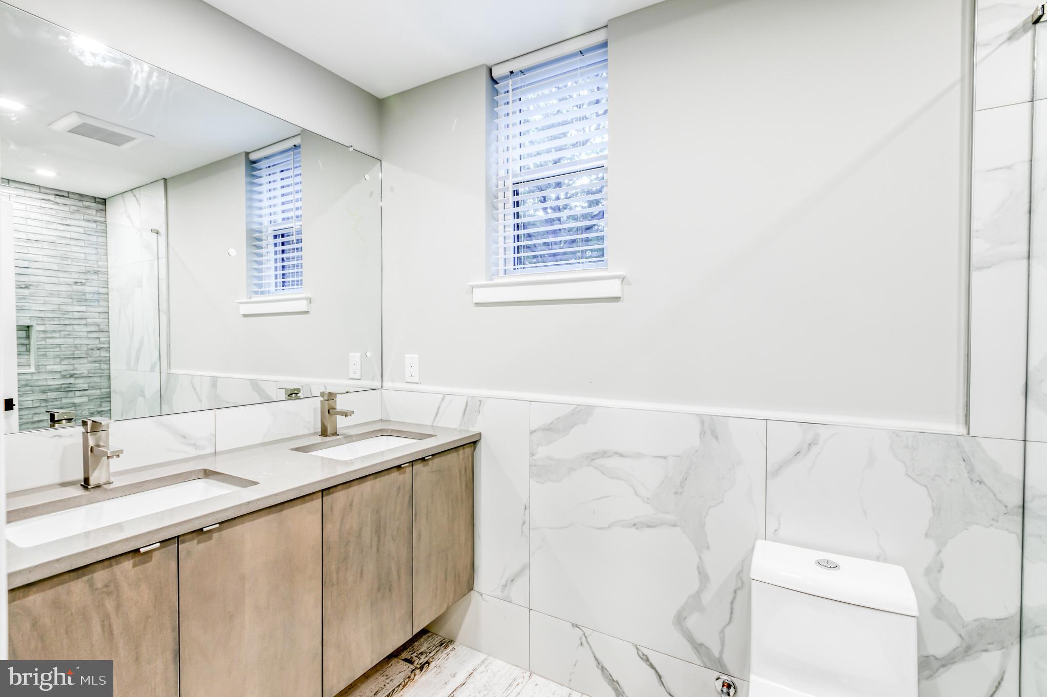 FAIRMOUNT - Residential Lease