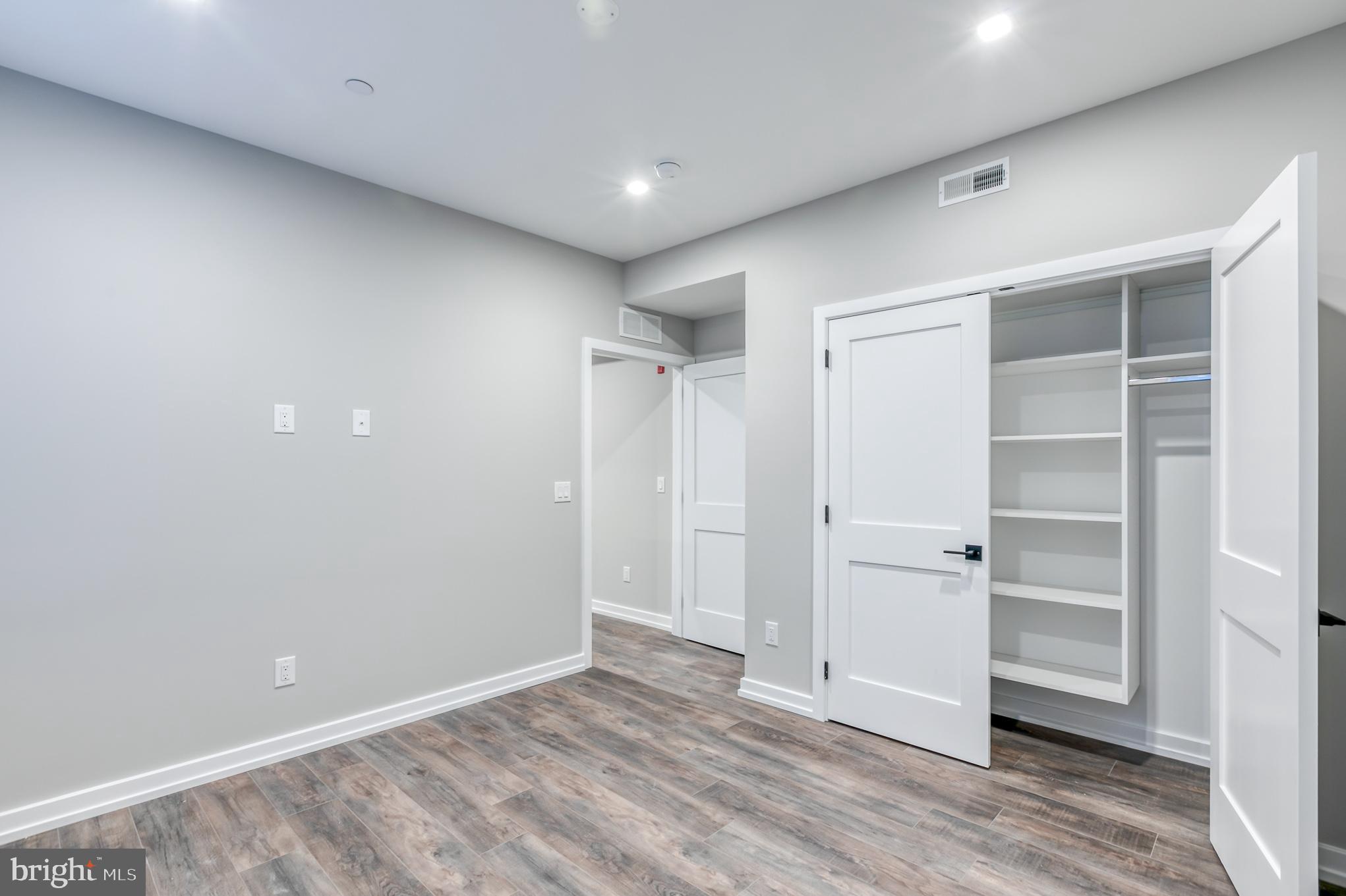 FAIRMOUNT - Residential Lease