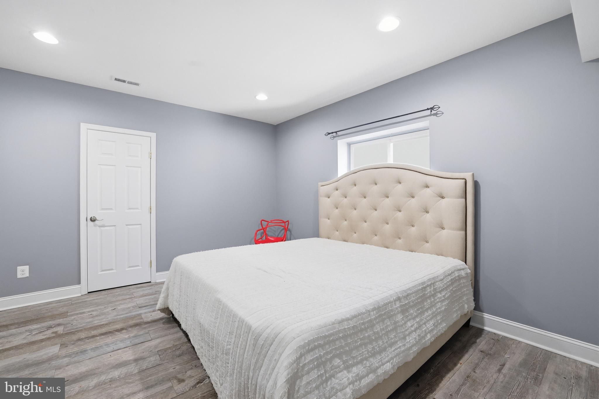 ONE LOUDOUN LAND BAY B - Residential