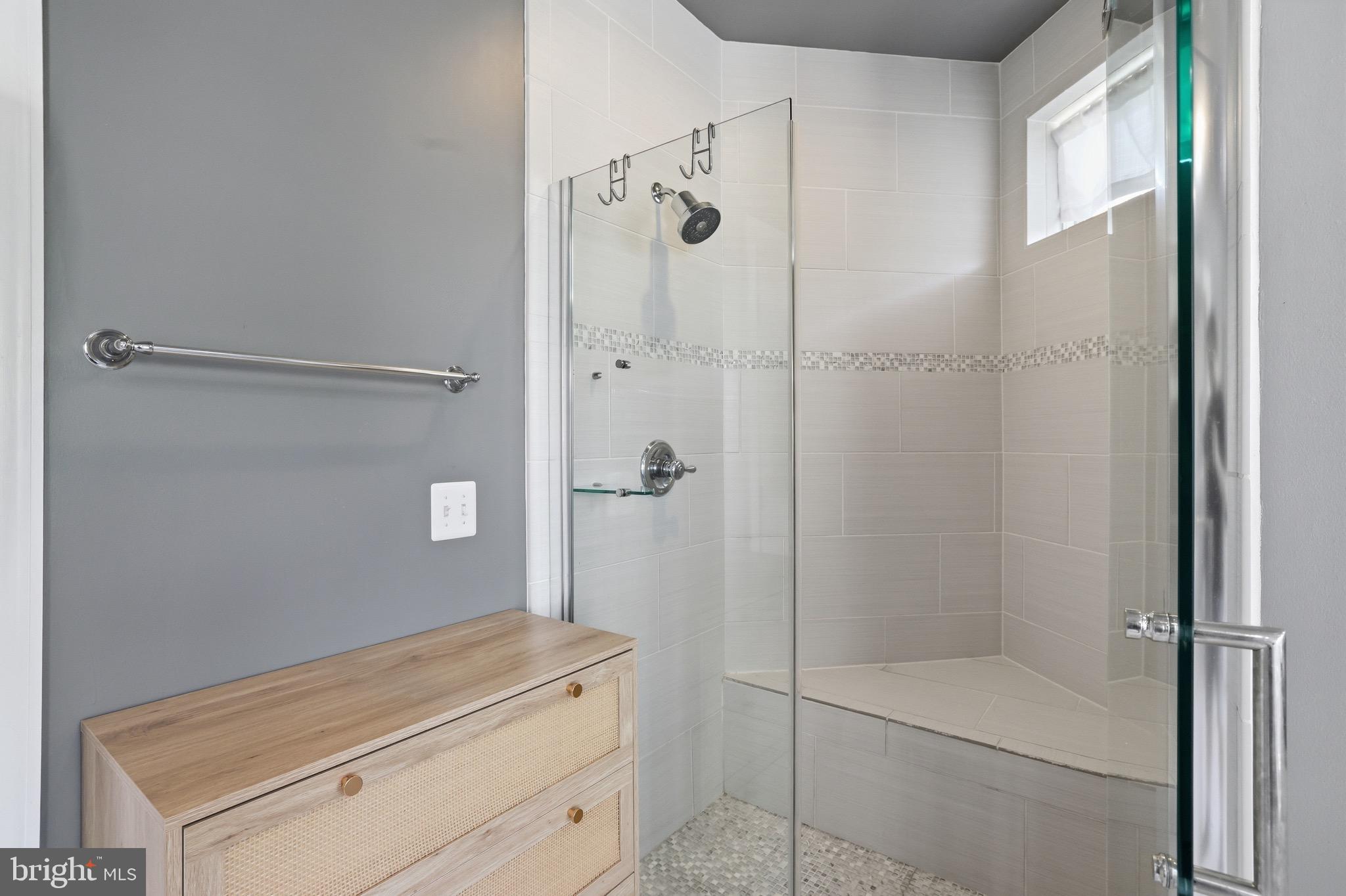 ONE LOUDOUN LAND BAY B - Residential