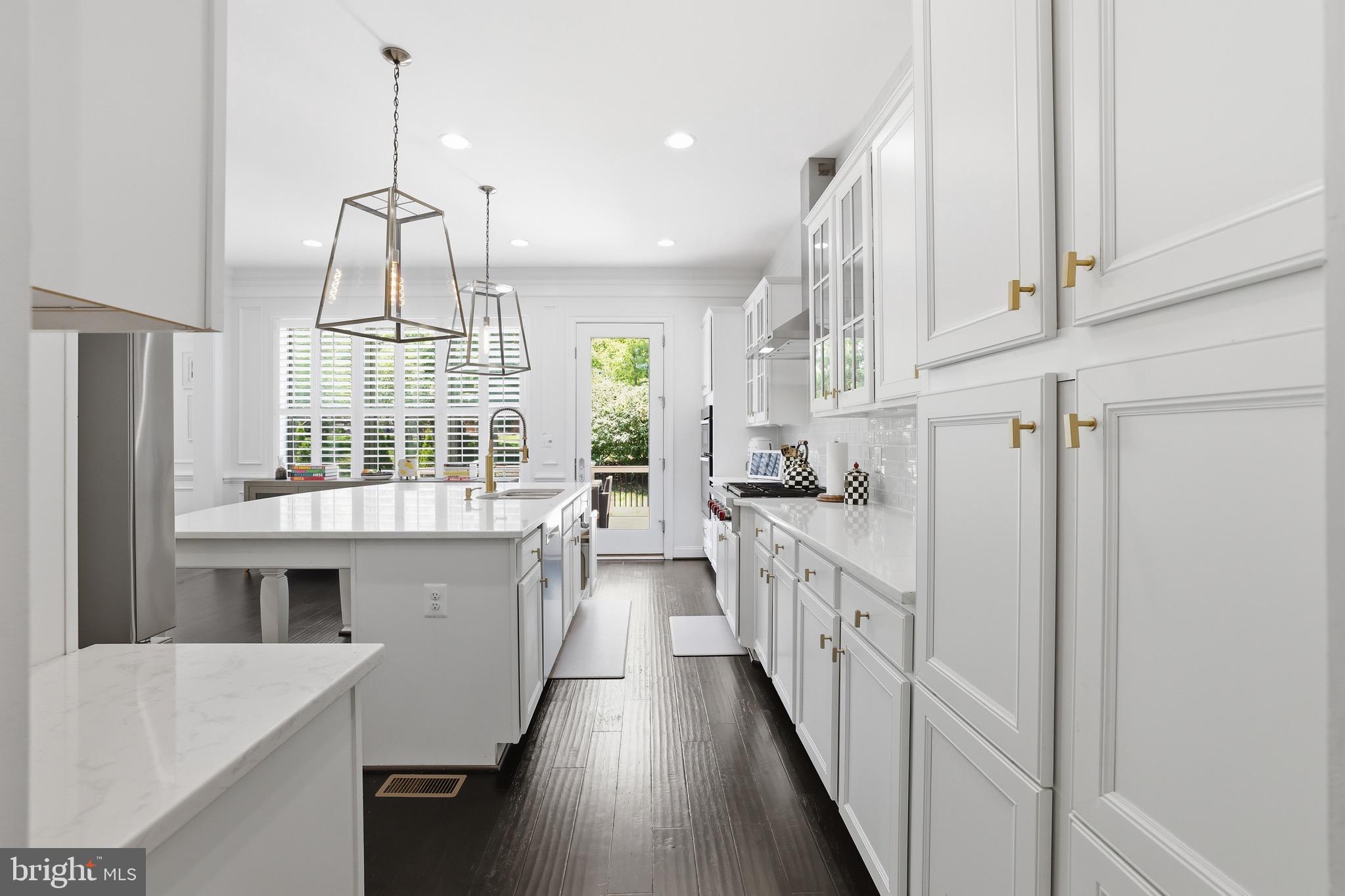 ONE LOUDOUN LAND BAY B - Residential