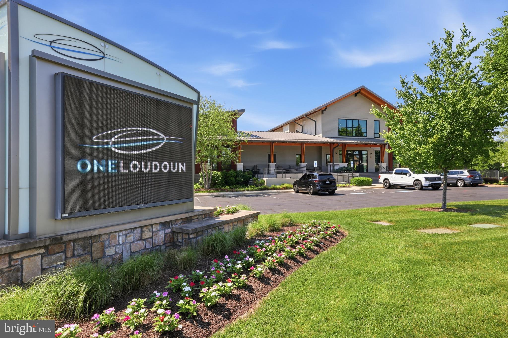 ONE LOUDOUN LAND BAY B - Residential