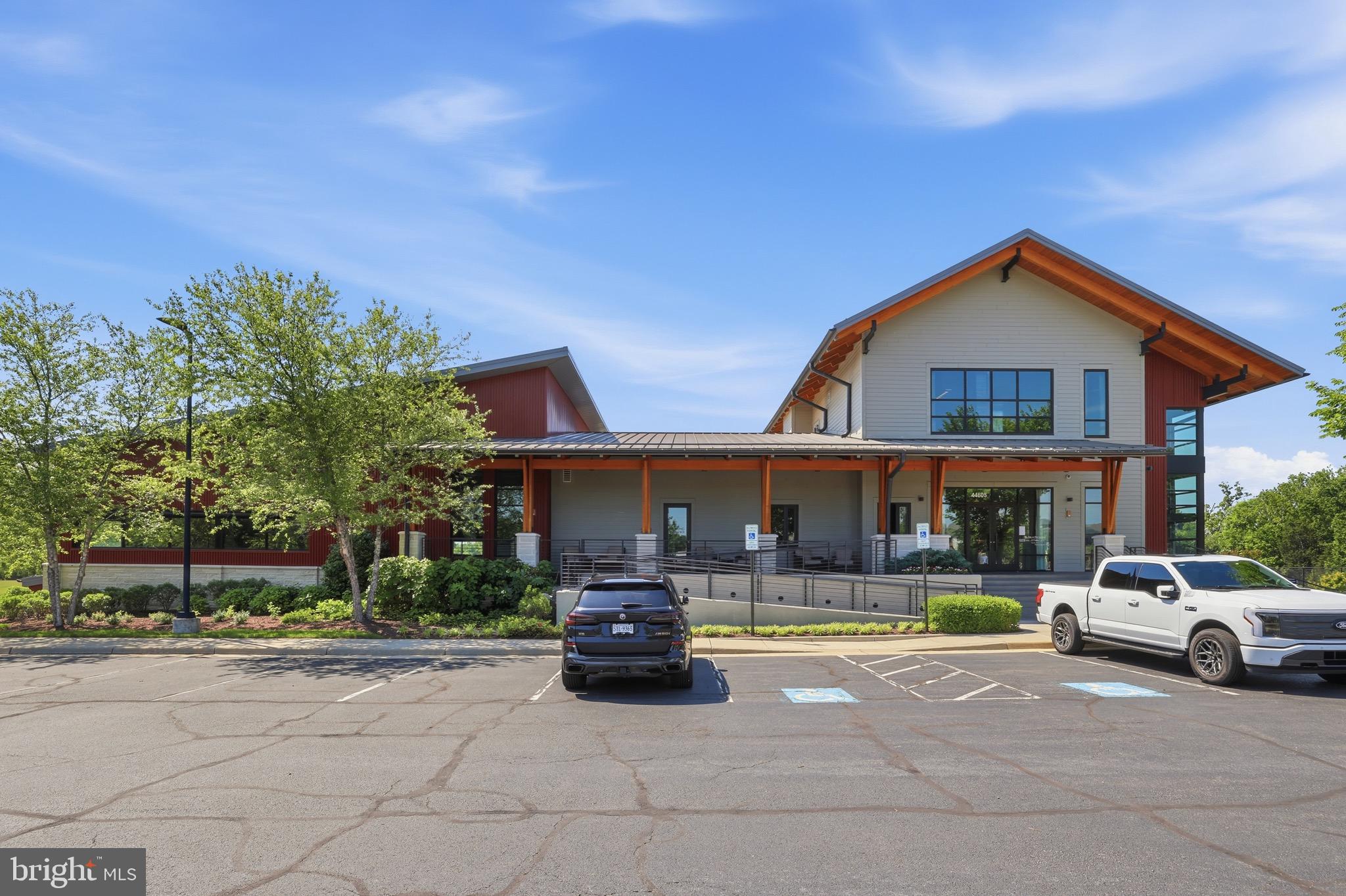 ONE LOUDOUN LAND BAY B - Residential