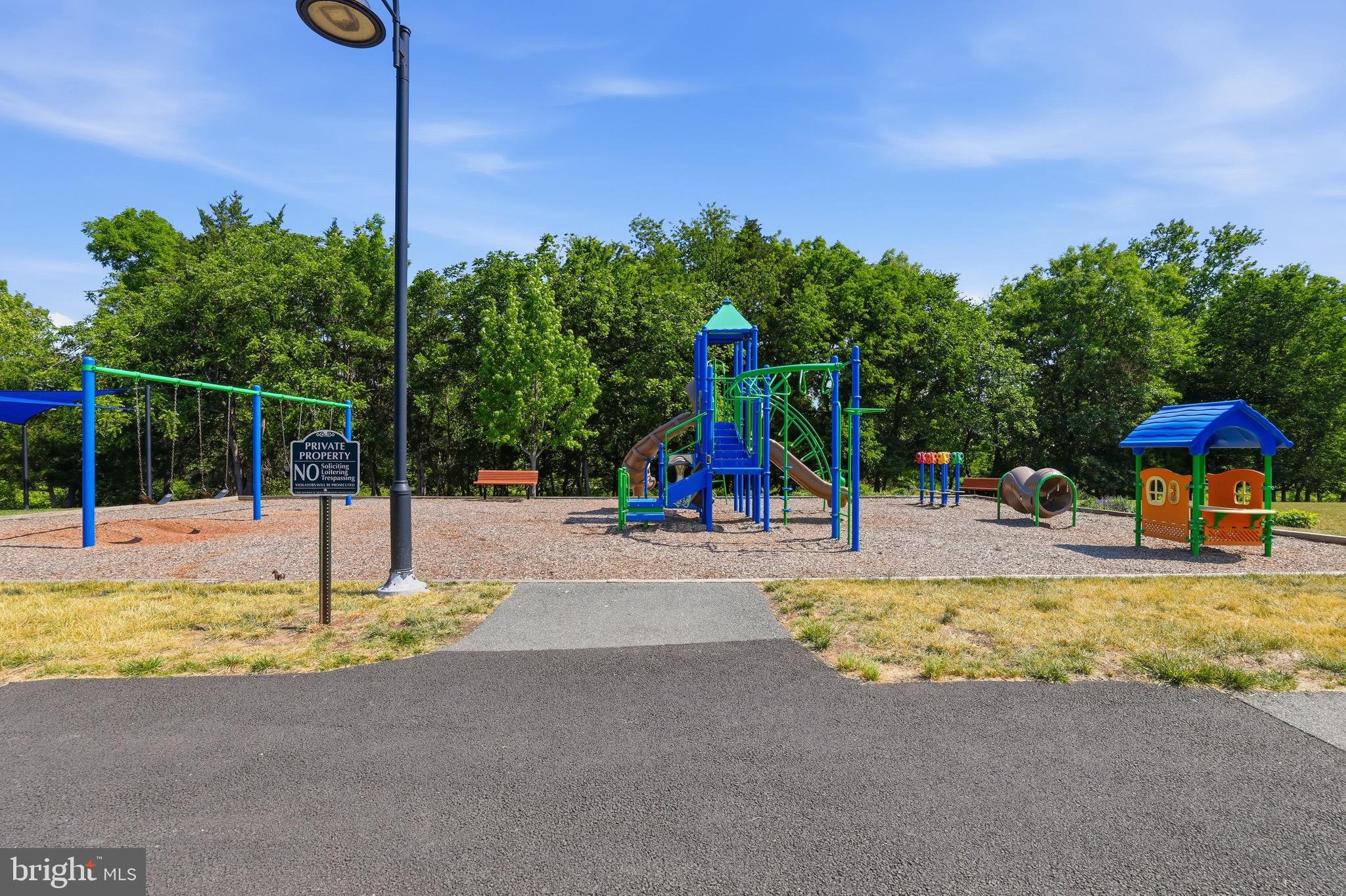 ONE LOUDOUN LAND BAY B - Residential