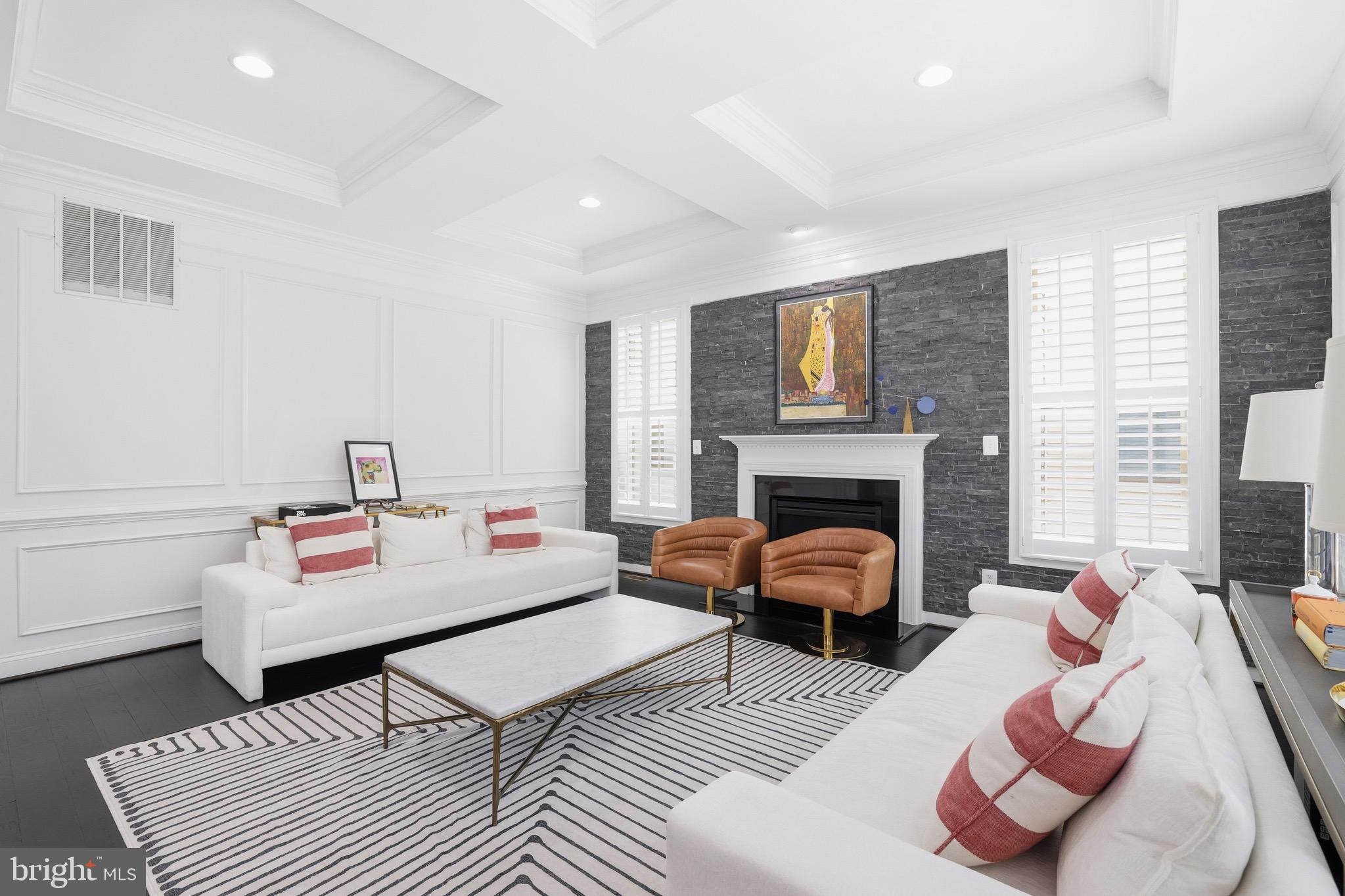 ONE LOUDOUN LAND BAY B - Residential