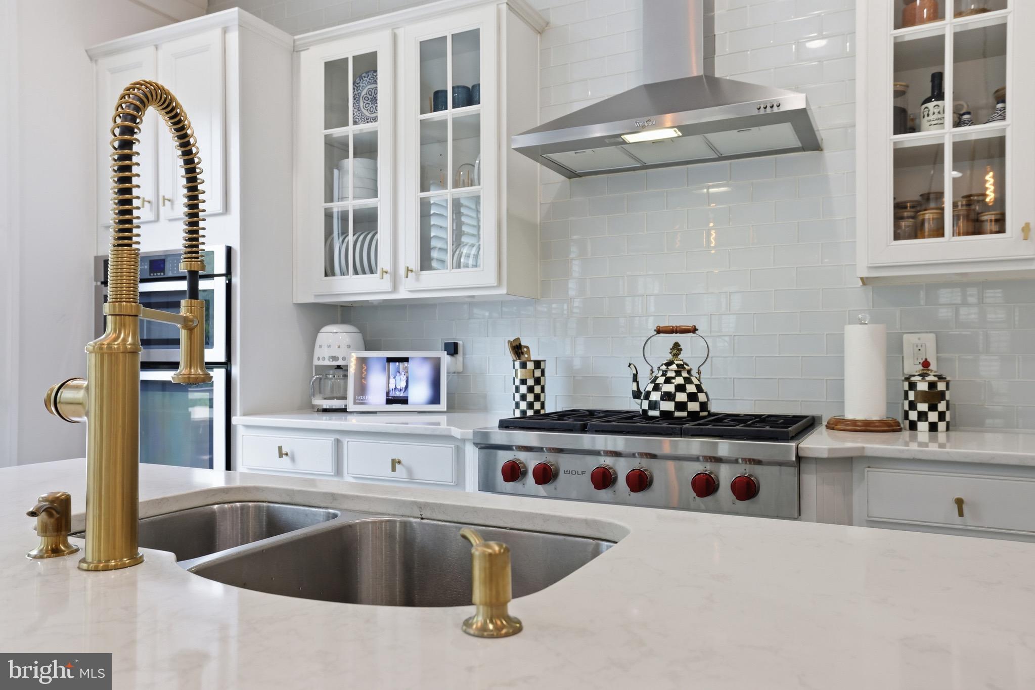ONE LOUDOUN LAND BAY B - Residential