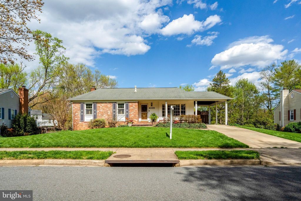 Photo of 8320 Briar Creek Drive, ANNANDALE, VA 22003 (MLS # VAFX2293314)