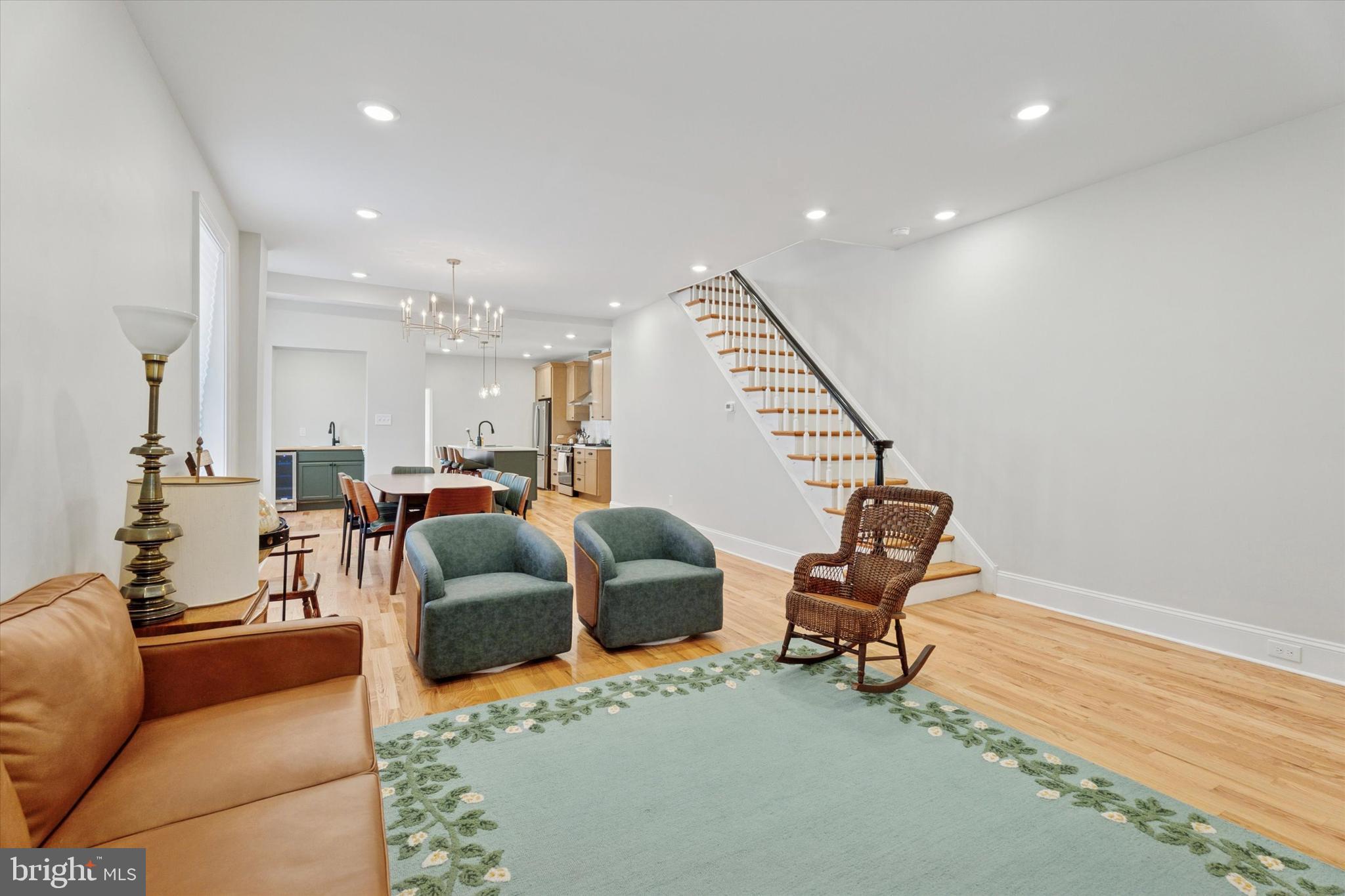 ROXBOROUGH - Residential Lease