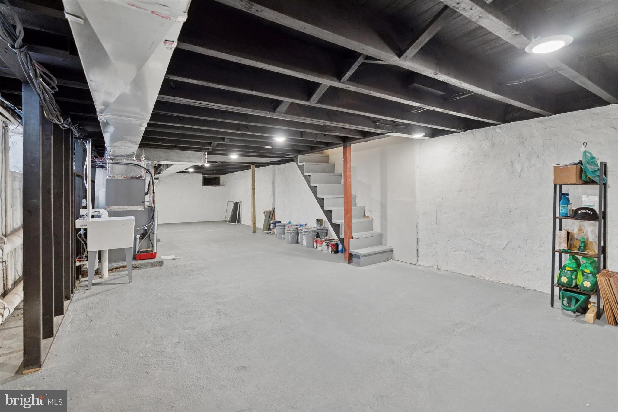 ROXBOROUGH - Residential Lease