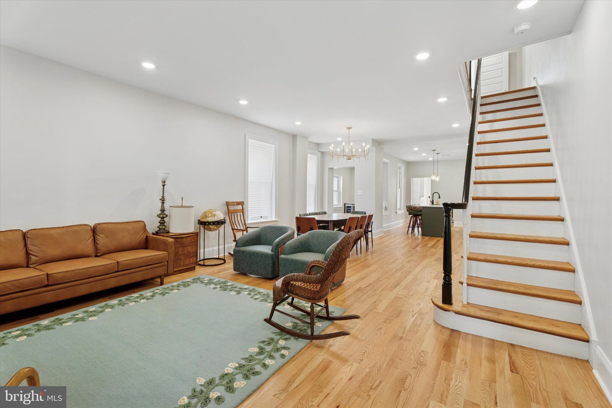 ROXBOROUGH - Residential Lease