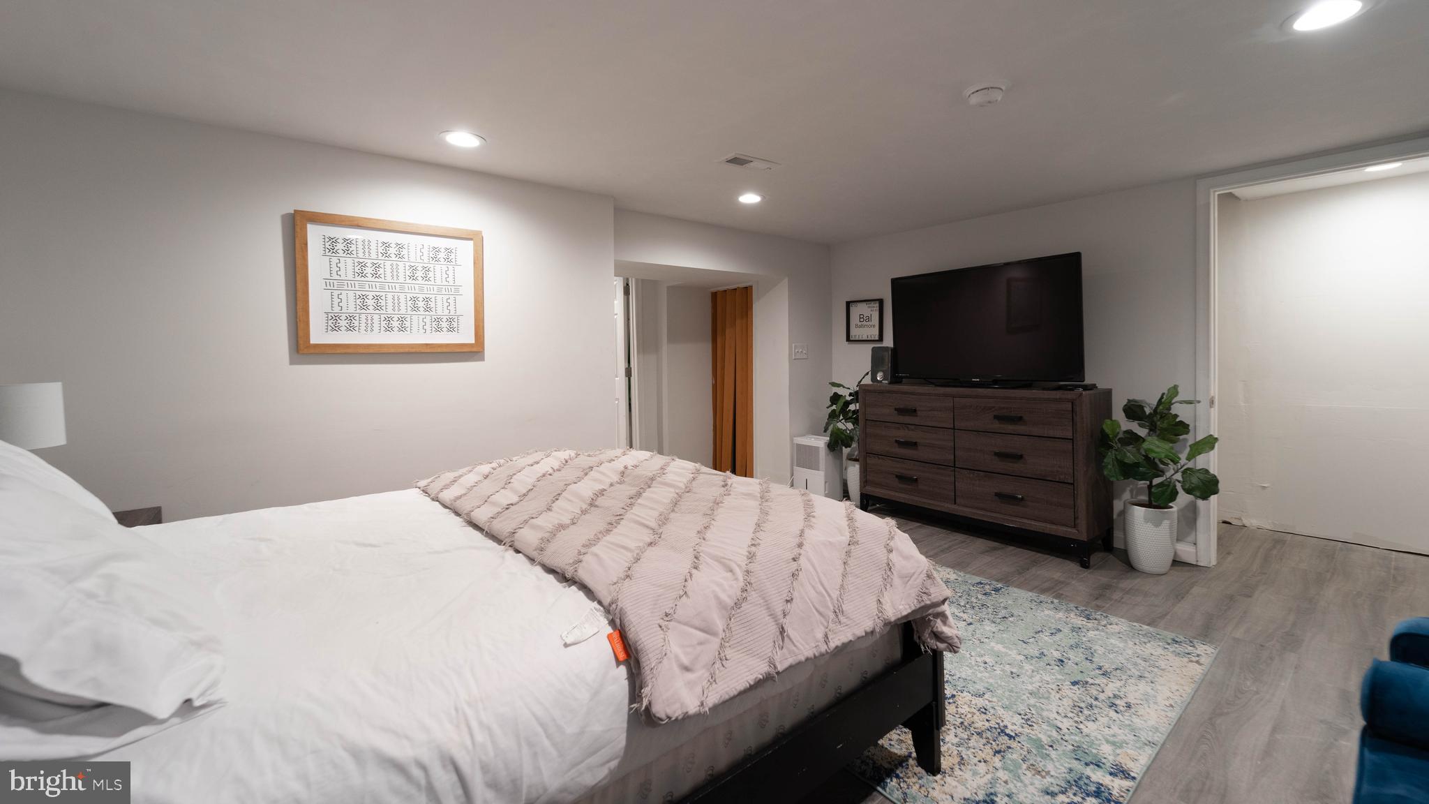 HILLEN - Residential Lease