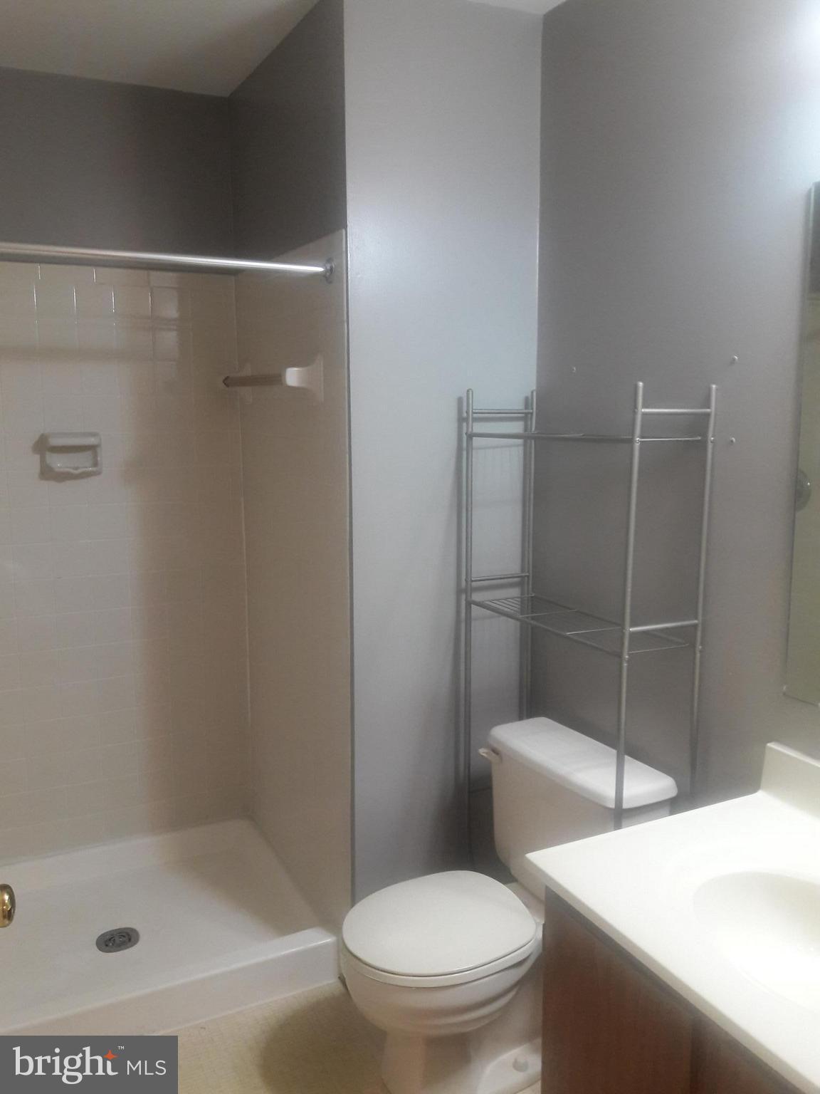 LAKE RIDGE - Residential Lease