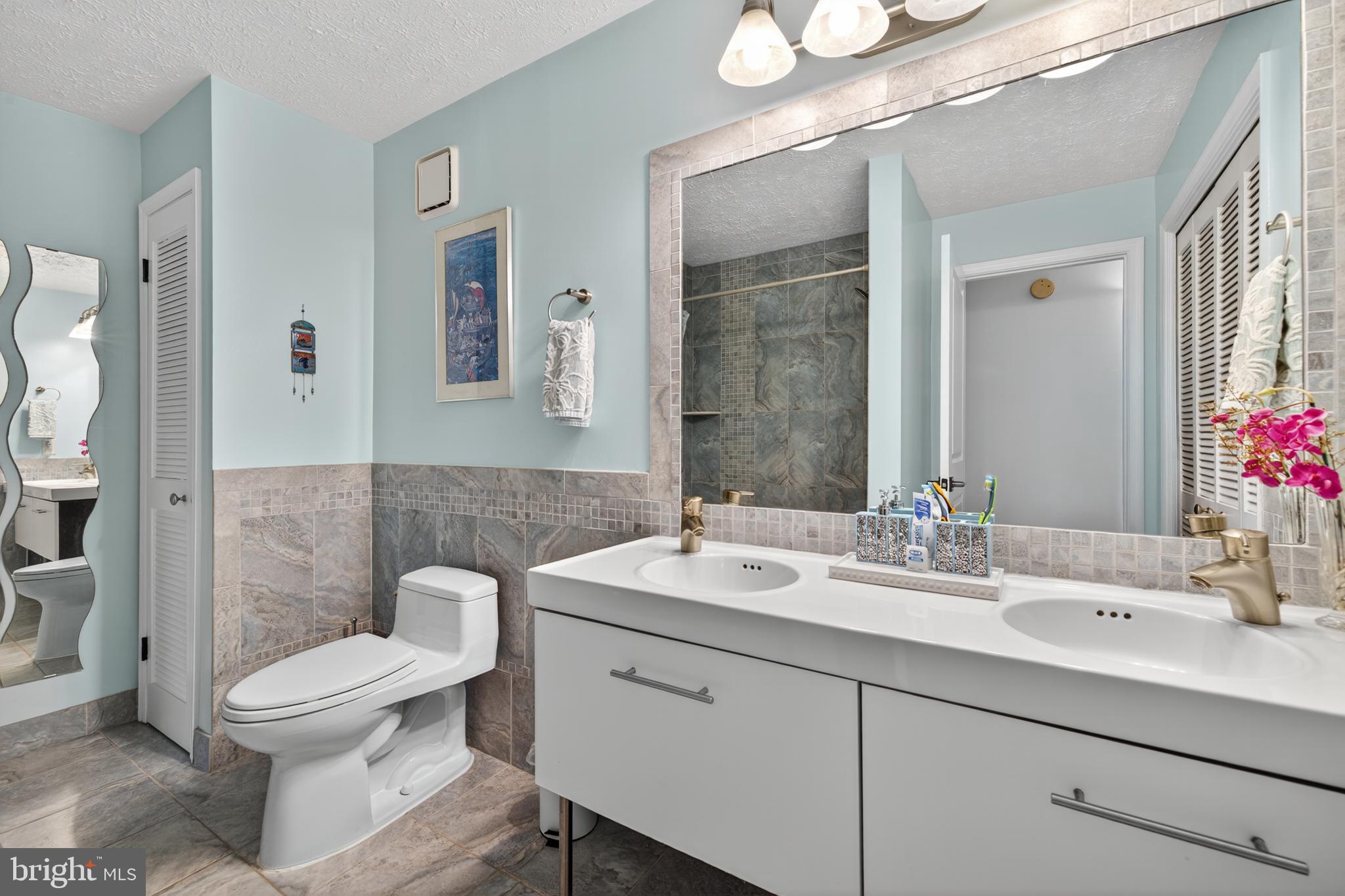 WINDBROOKE - Residential