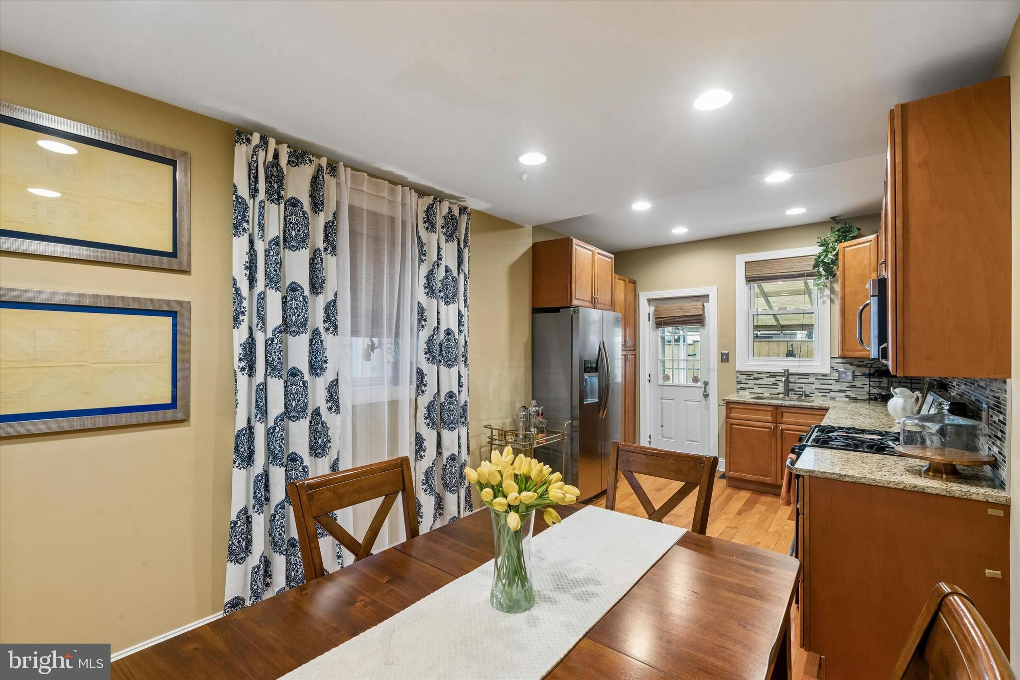 LOWER MOYAMENSING - Residential