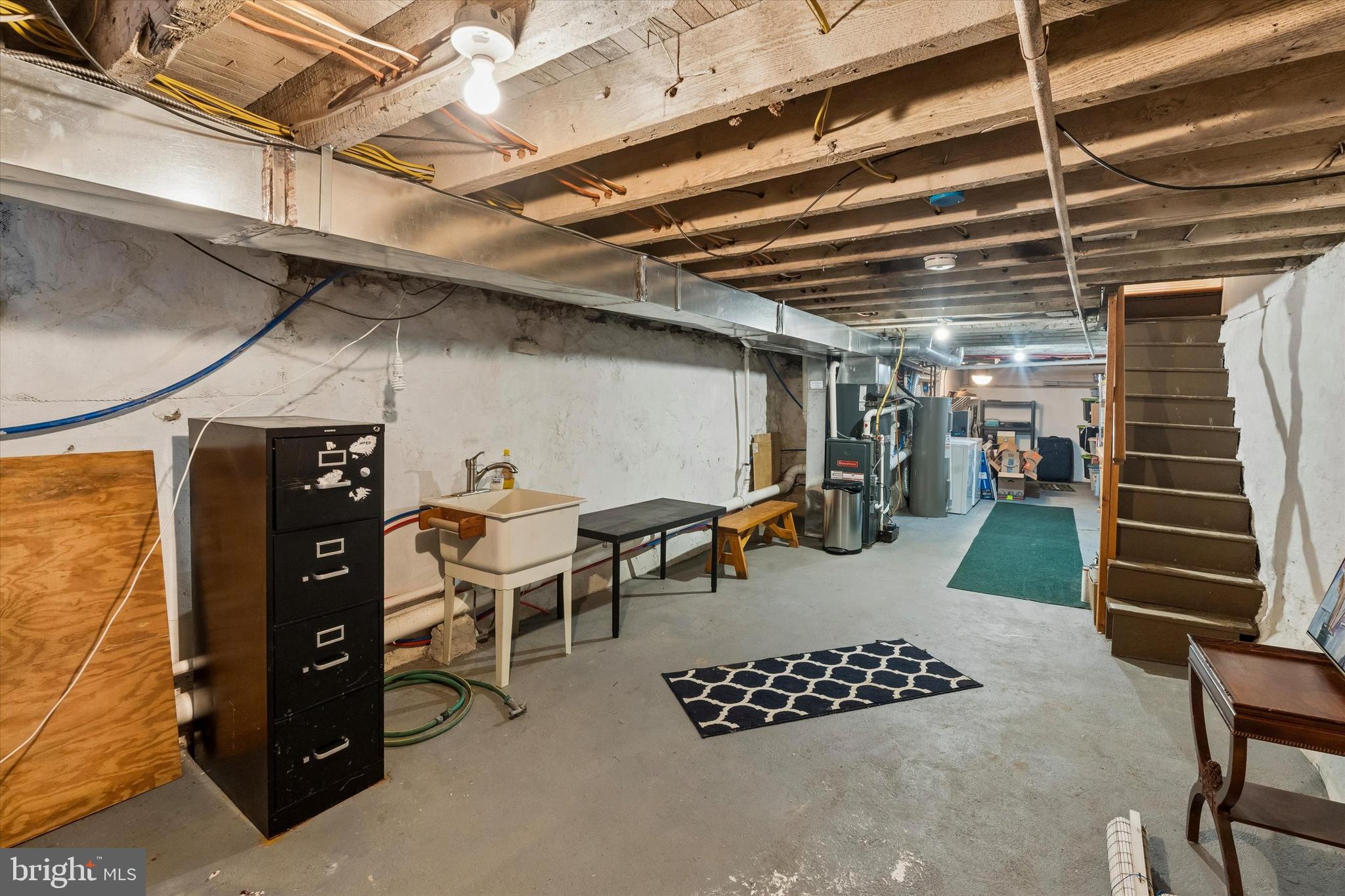 LOWER MOYAMENSING - Residential