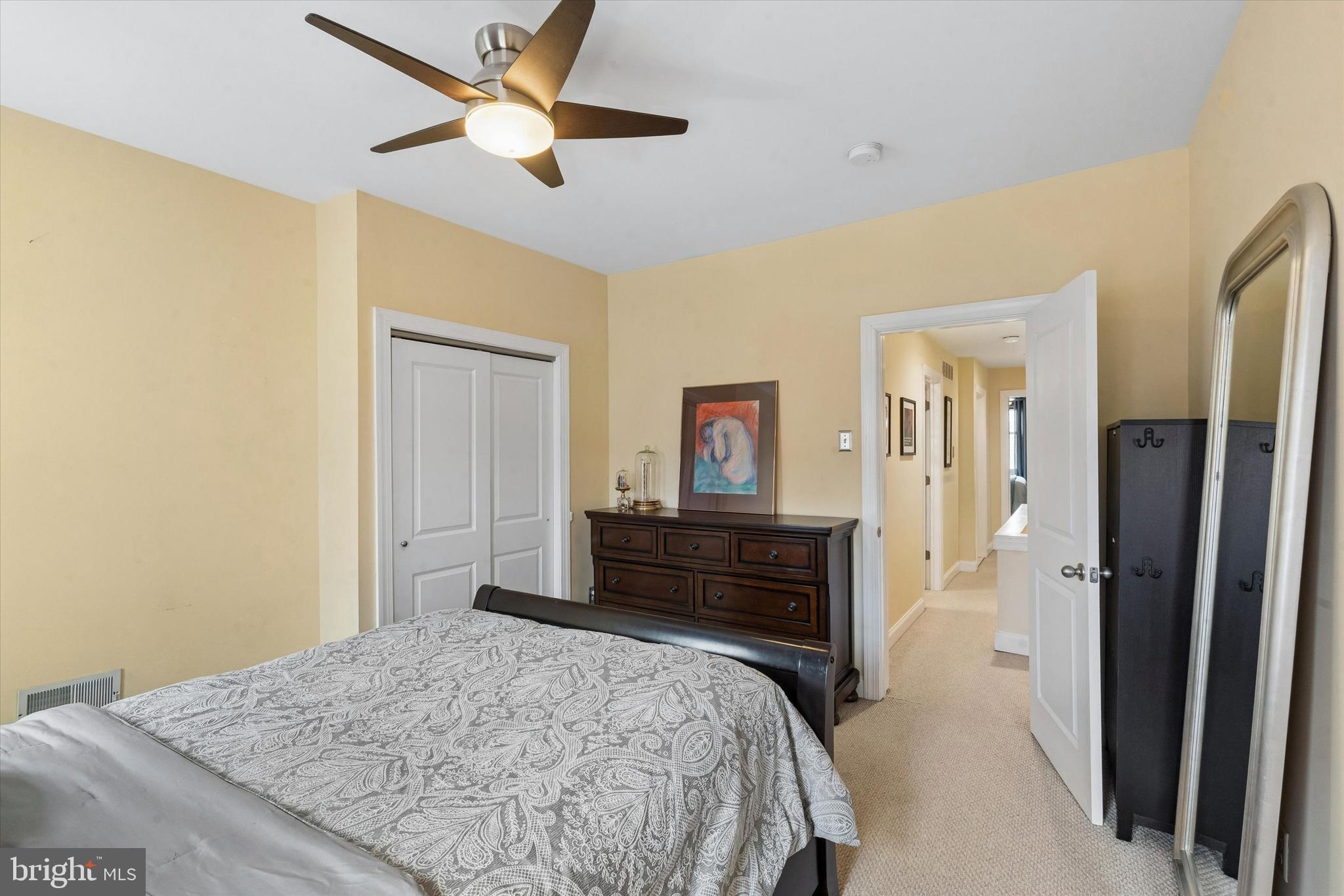 LOWER MOYAMENSING - Residential