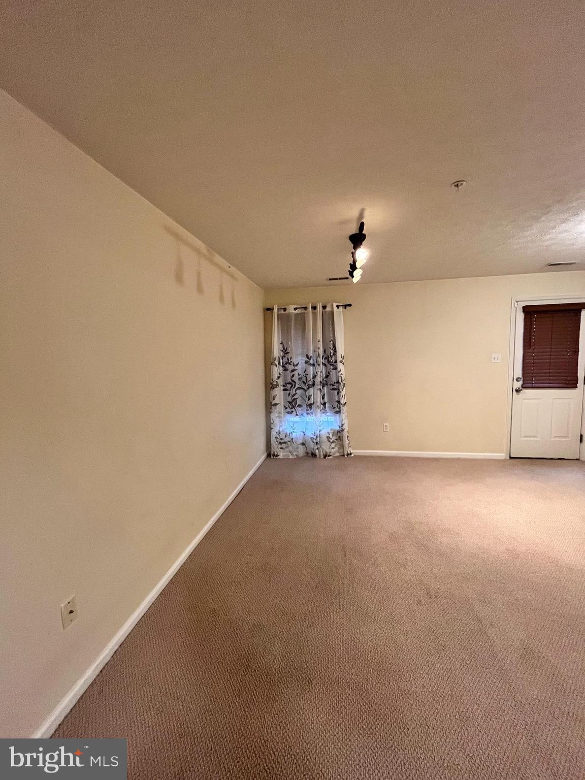 VILLAGE OF PAINTERS MILL - Residential