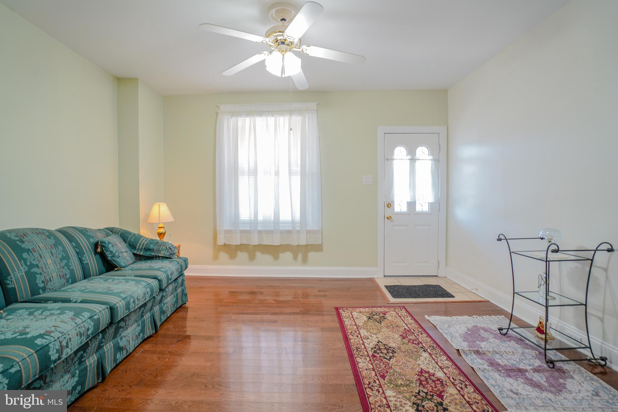 BRIDESBURG - Residential