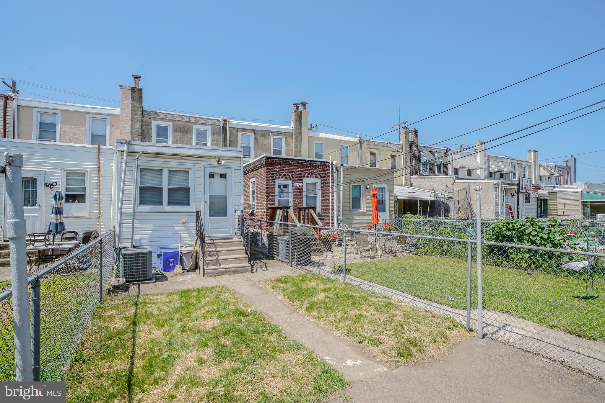 BRIDESBURG - Residential