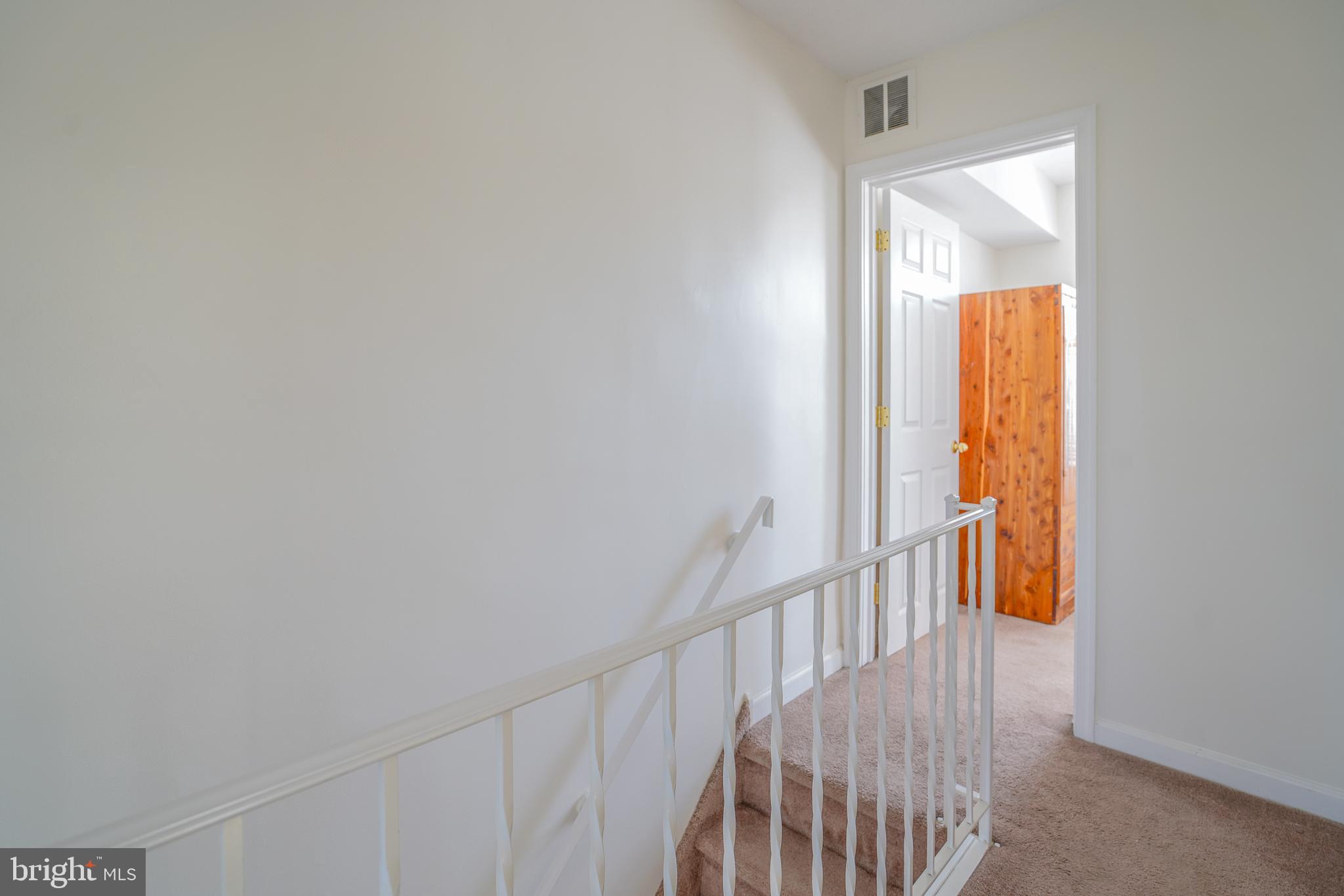 BRIDESBURG - Residential