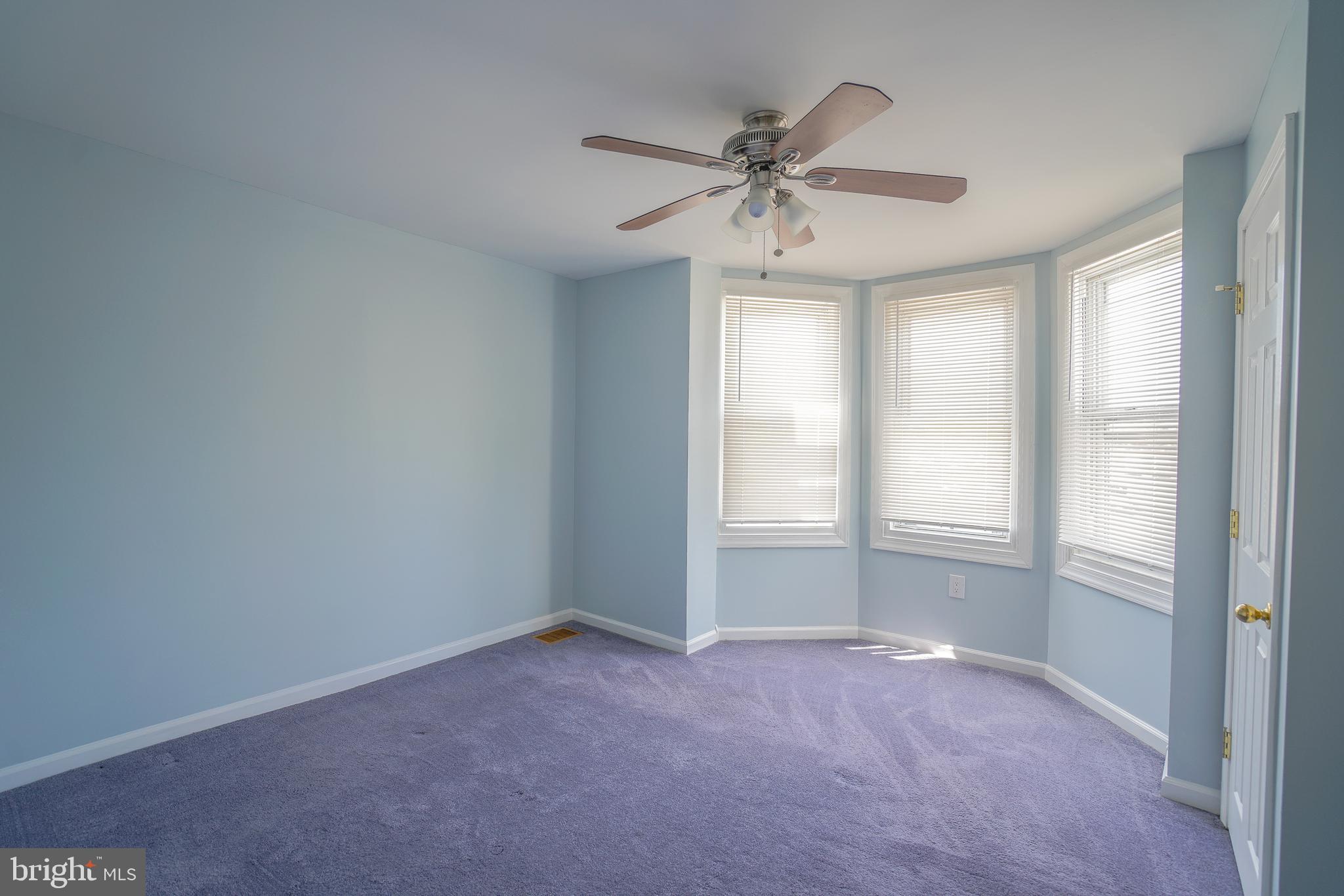 BRIDESBURG - Residential