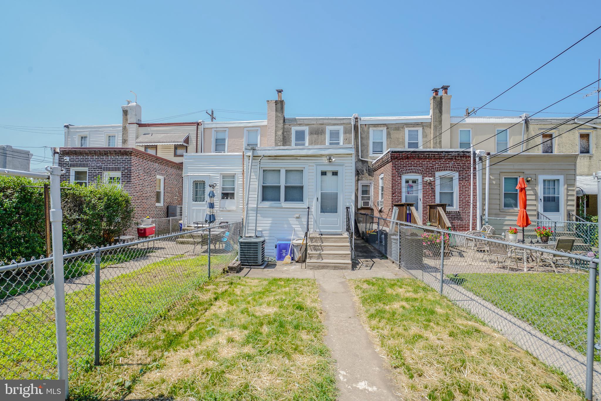 BRIDESBURG - Residential