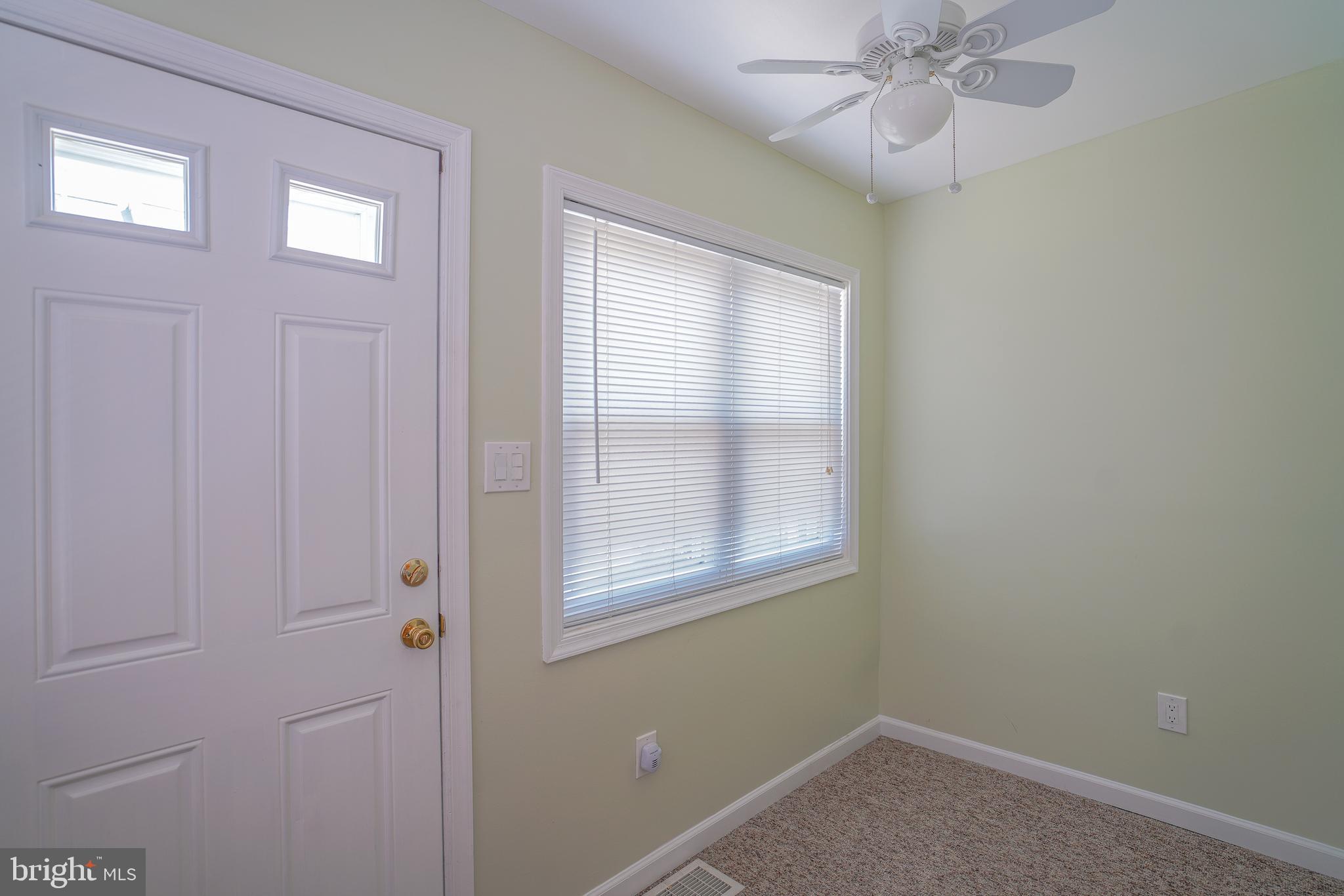 BRIDESBURG - Residential