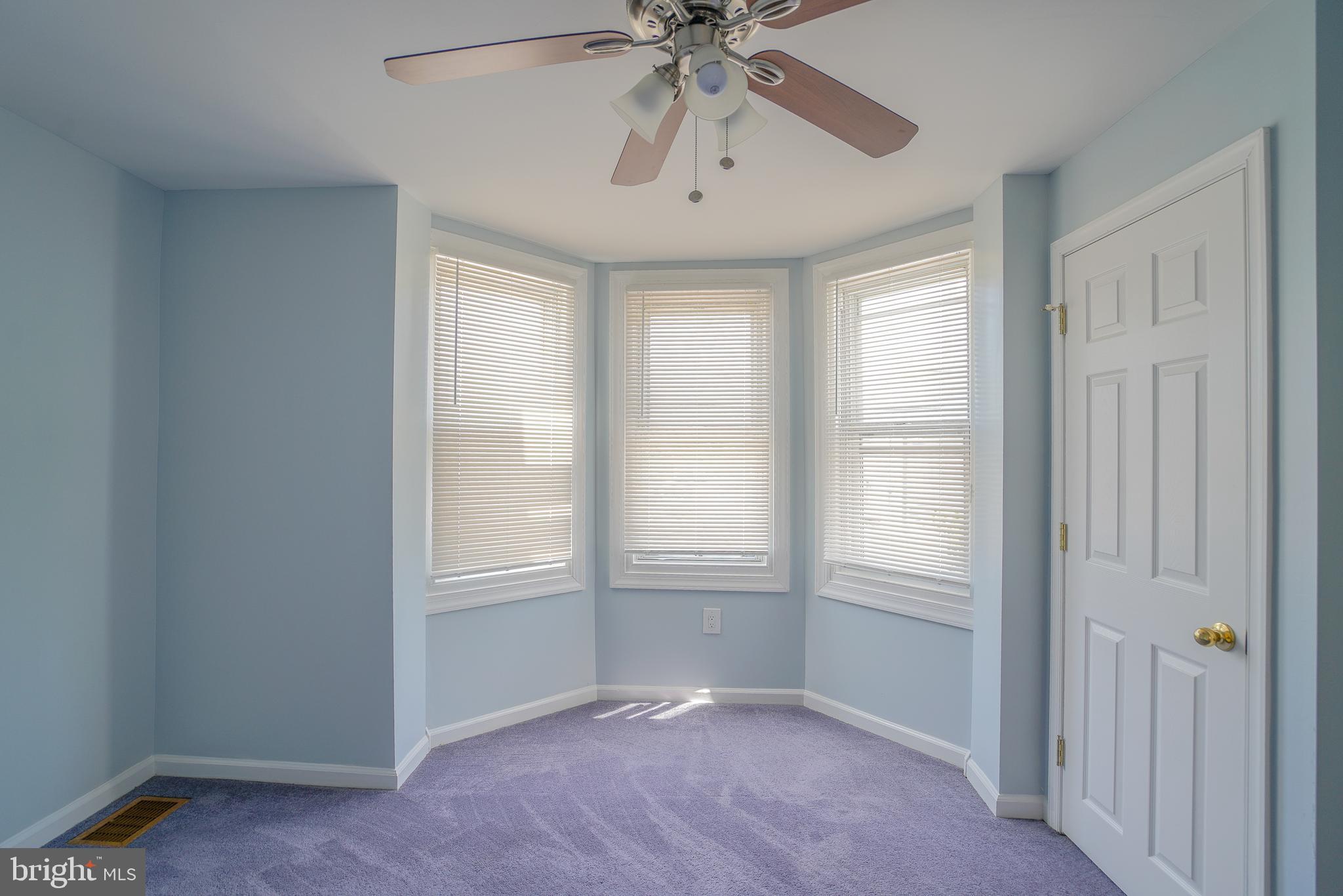 BRIDESBURG - Residential