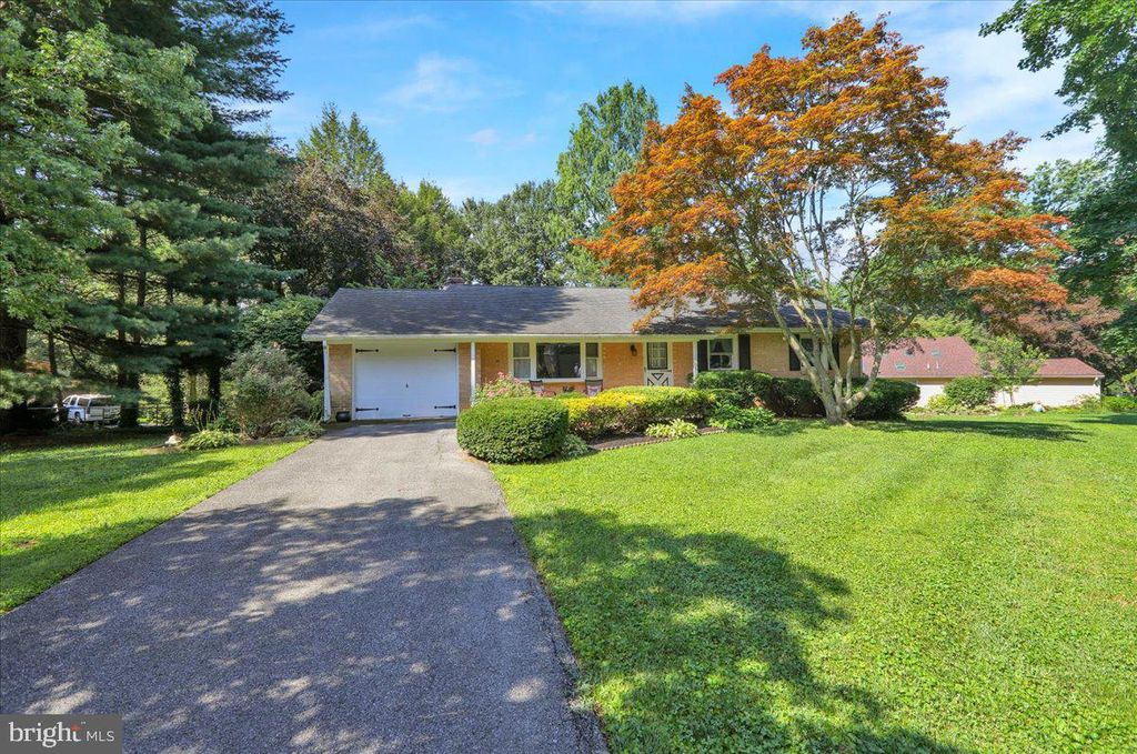 Photo of 25 Holly Drive, LANCASTER, PA 17603 (MLS # PALA2073708)